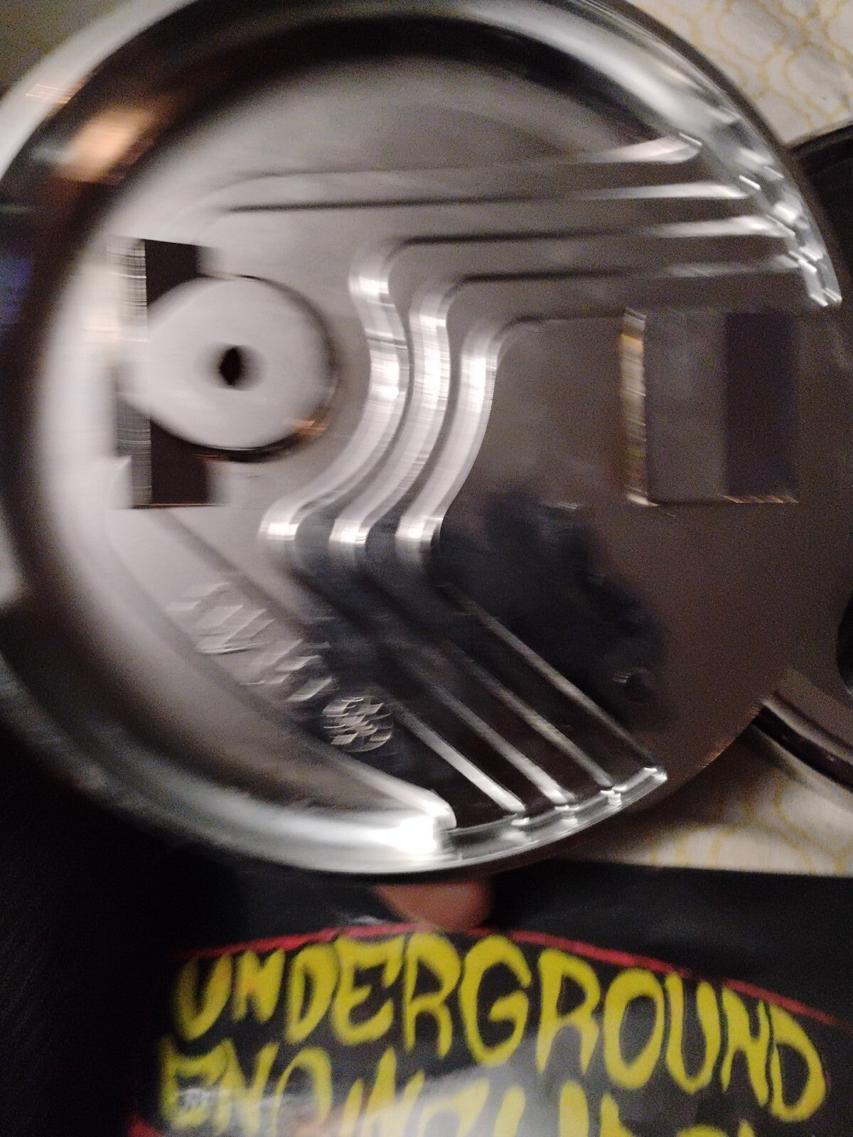 CUSTOM CHROME REGENCY STYLE SOFTAIL DYNA 5 HOLE DERBY COVER 22-044