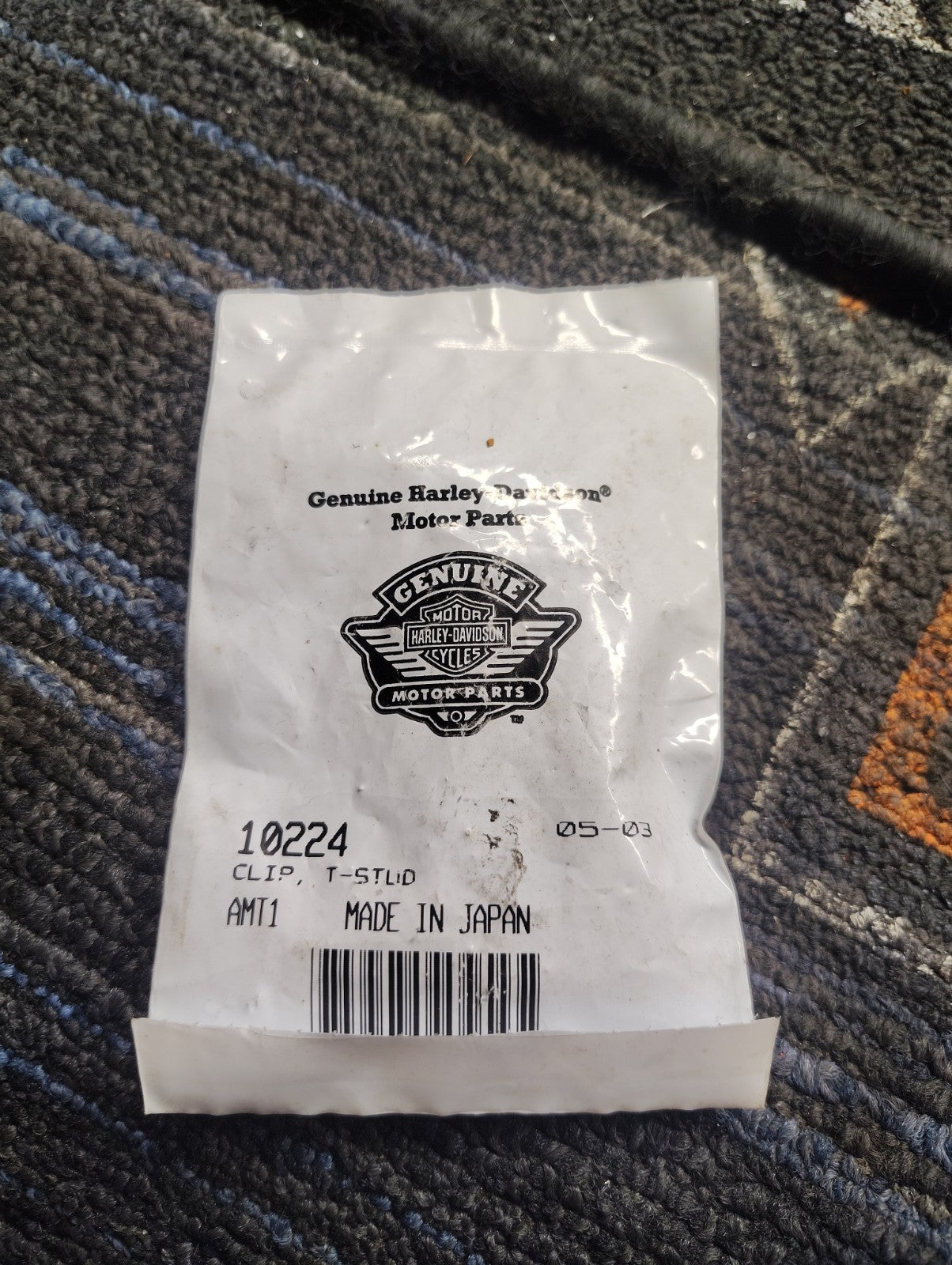 NOS Genuine Harley-Davidson Black T-Stud Clip 10224 OEM Factory Hardware