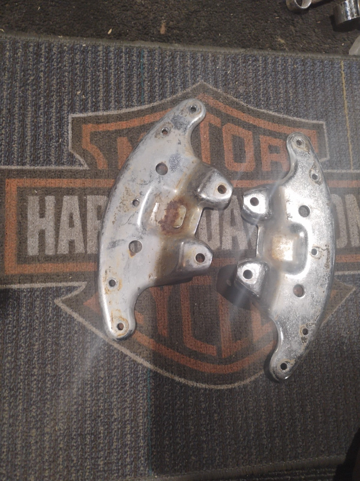 Harley chrome Shovelhead FL front fender mounts brackets supports