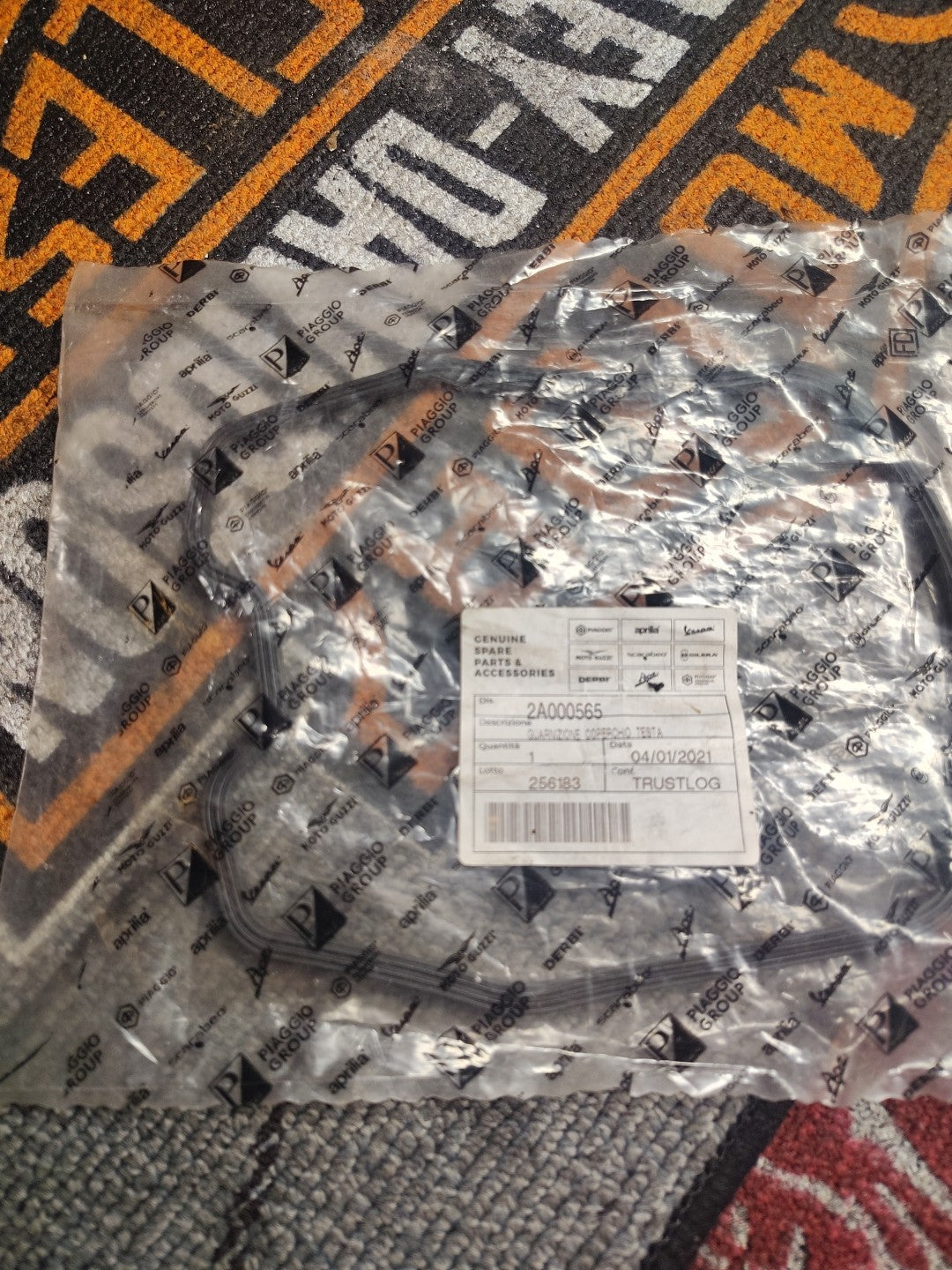 Moto Guzzi Valve Cover Gasket  V7 V85 V9 750 lll TT Bobber Roamer 2A000565 