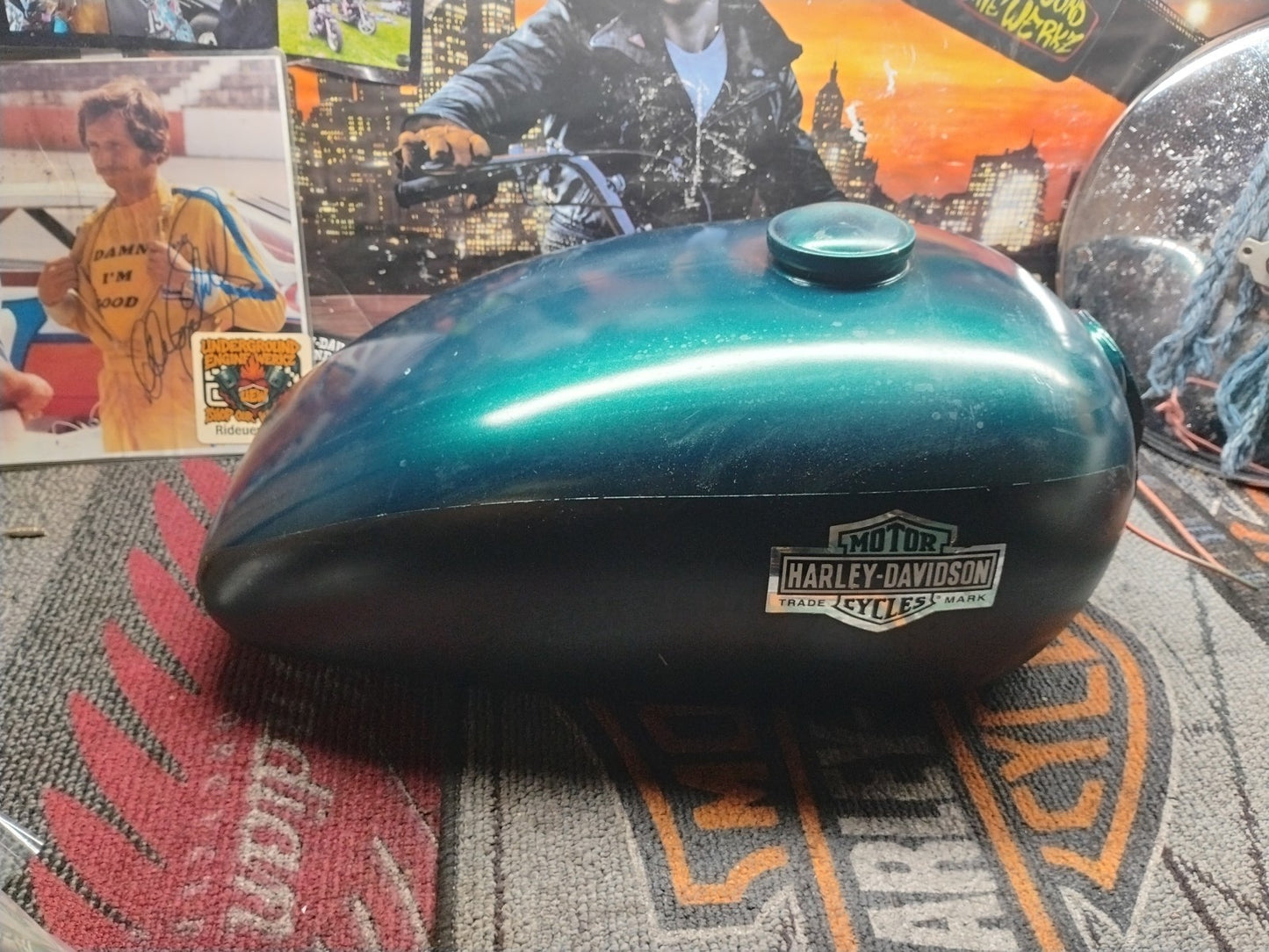 VINTAGE 1970s HARLEY DAVIDSON FUEL TANK 