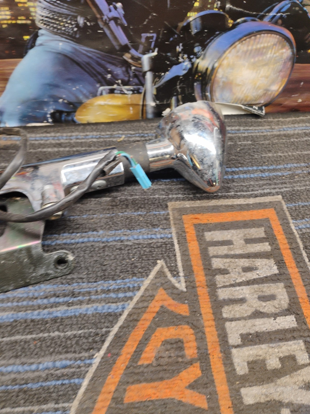 1999 98-03 Honda Shadow VT750 Ace Front Turn Signal Flasher Light Bar Indicator