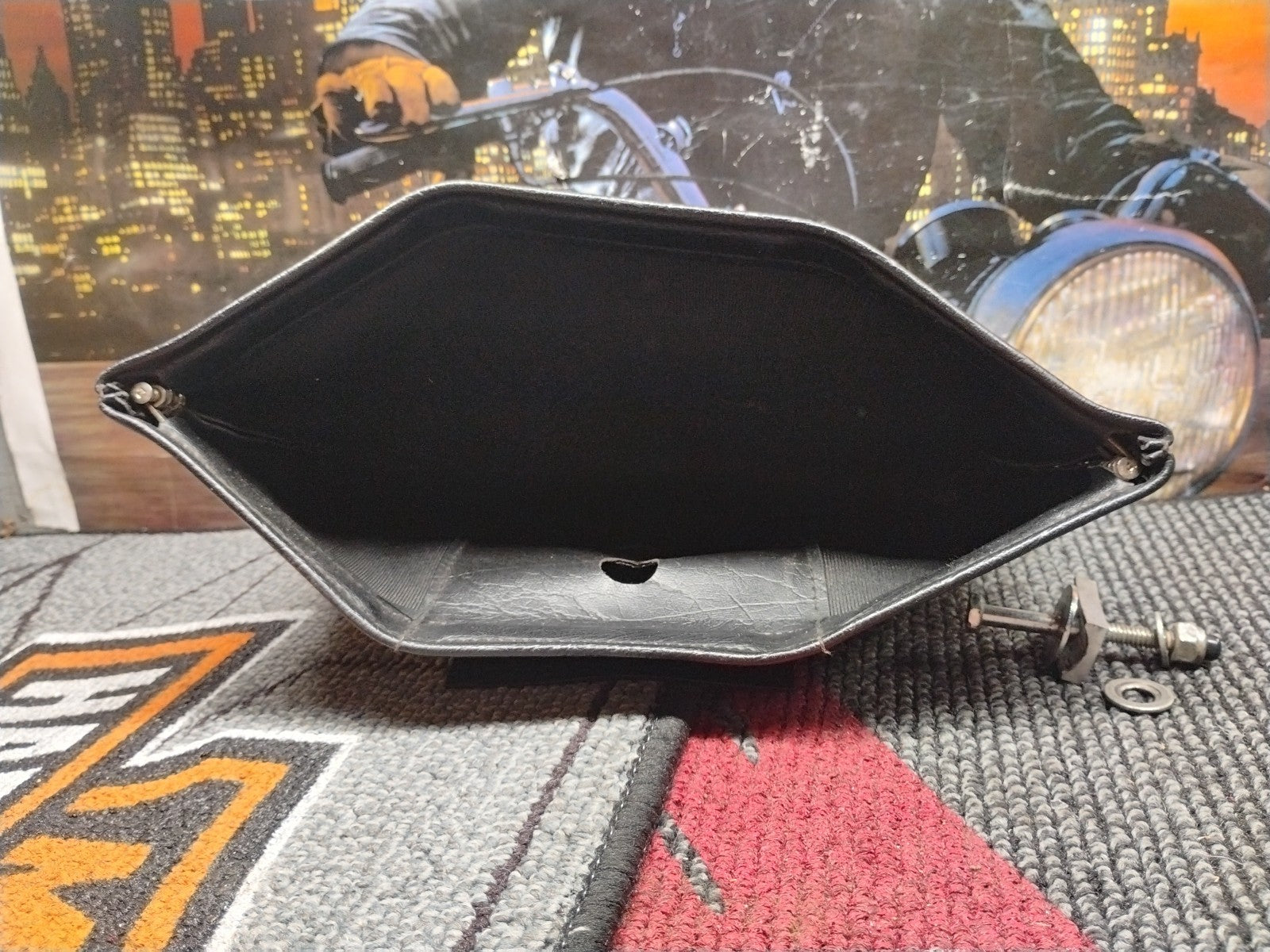 08 Harley Davidson FLHTCUI Electra Glide Ultra Classic Inner Trunk Luggage Bag