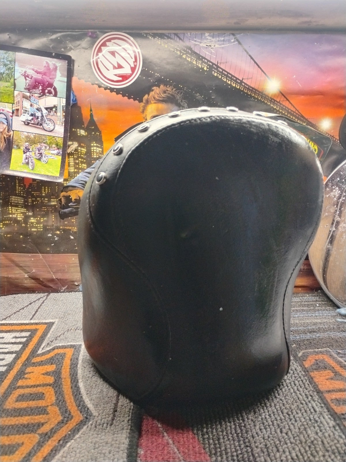 02 Harley Touring Road King FLHR REAR PASSENGER SEAT 