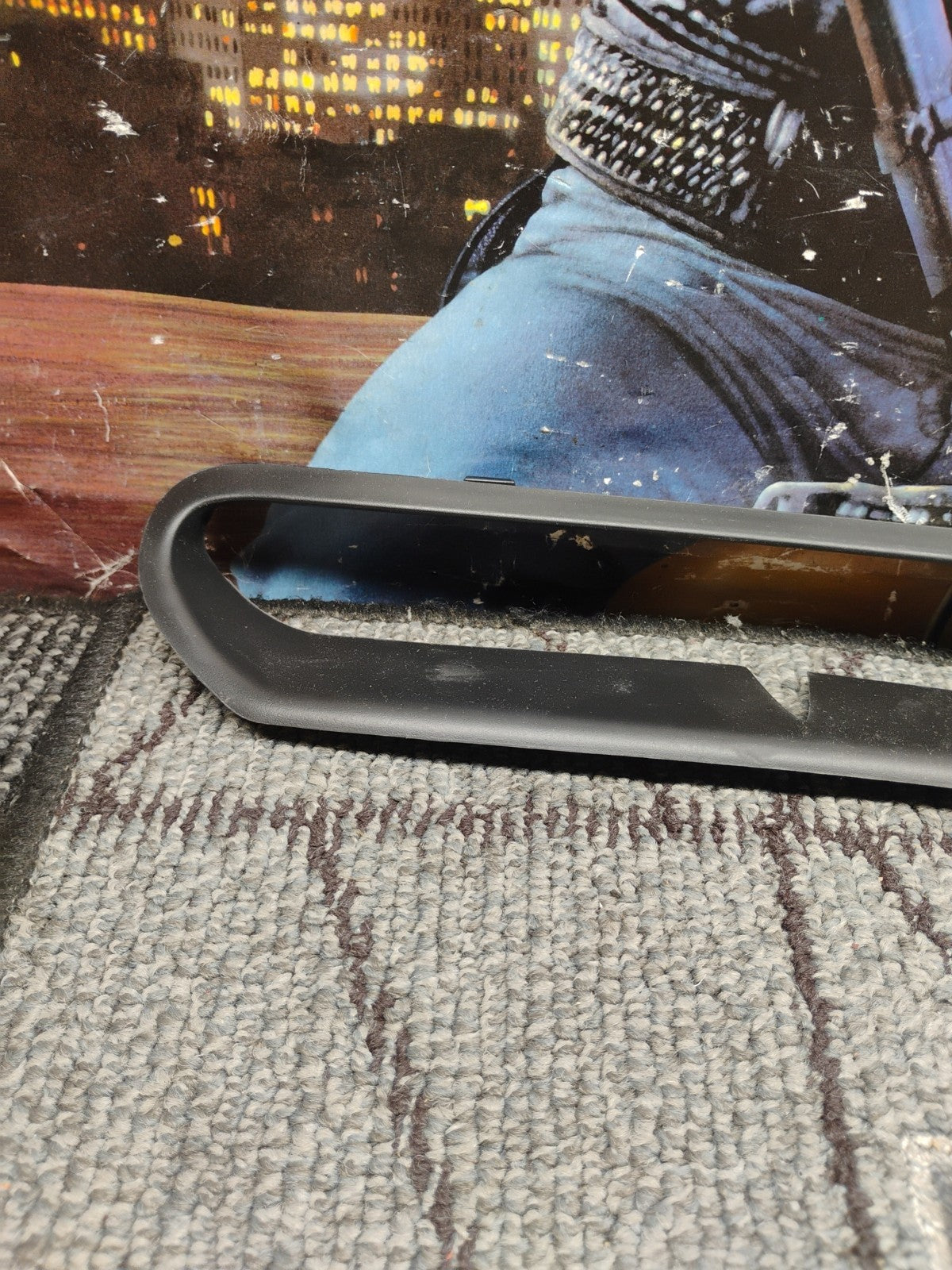 New Harley-Davidson 2014-2023 Touring Outer Fairing Duct Bezel 29200007 OEM