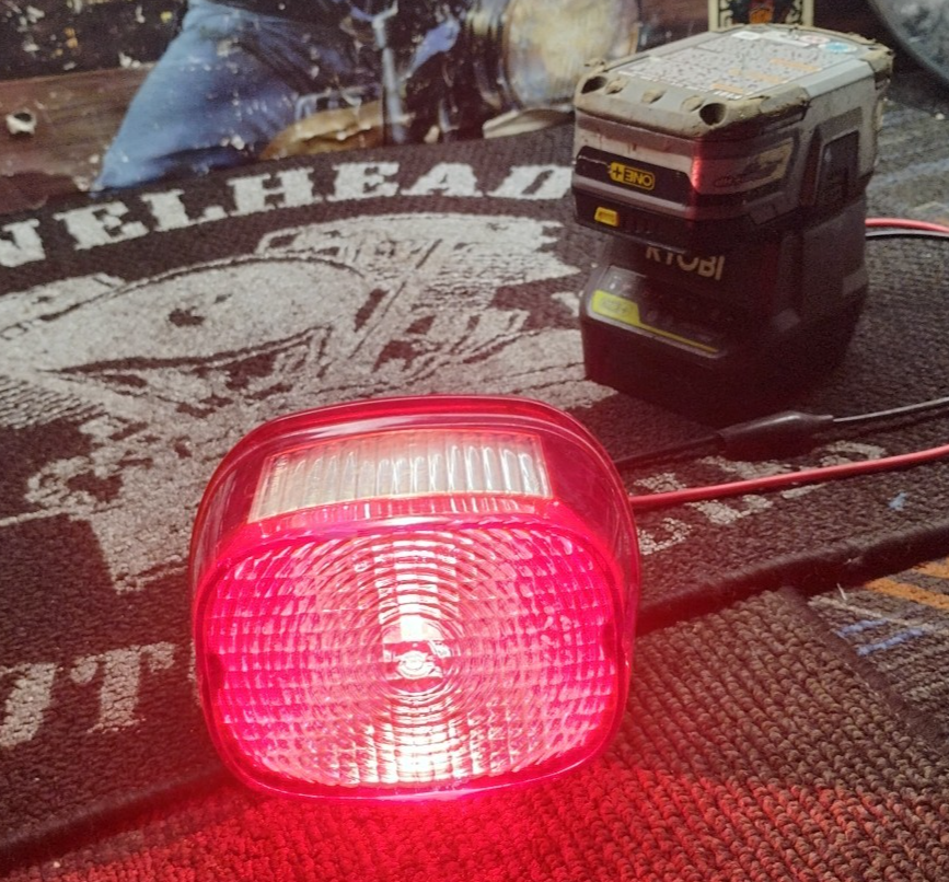 HARLEY DAVIDSON REAR TAILLIGHT OEM TOURING DYNA SOFTAIL SPORTSTER