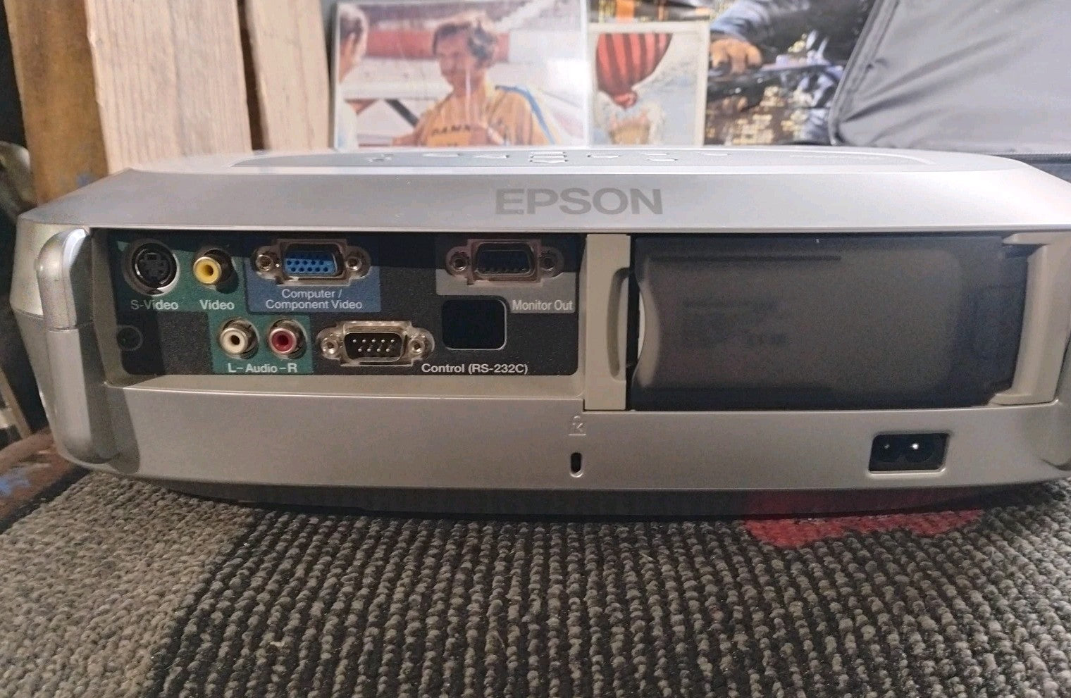 Epson PowerLite EMP-S1 LCD Home Theater Projector 1200 ANSI Lumen 50H With Bag