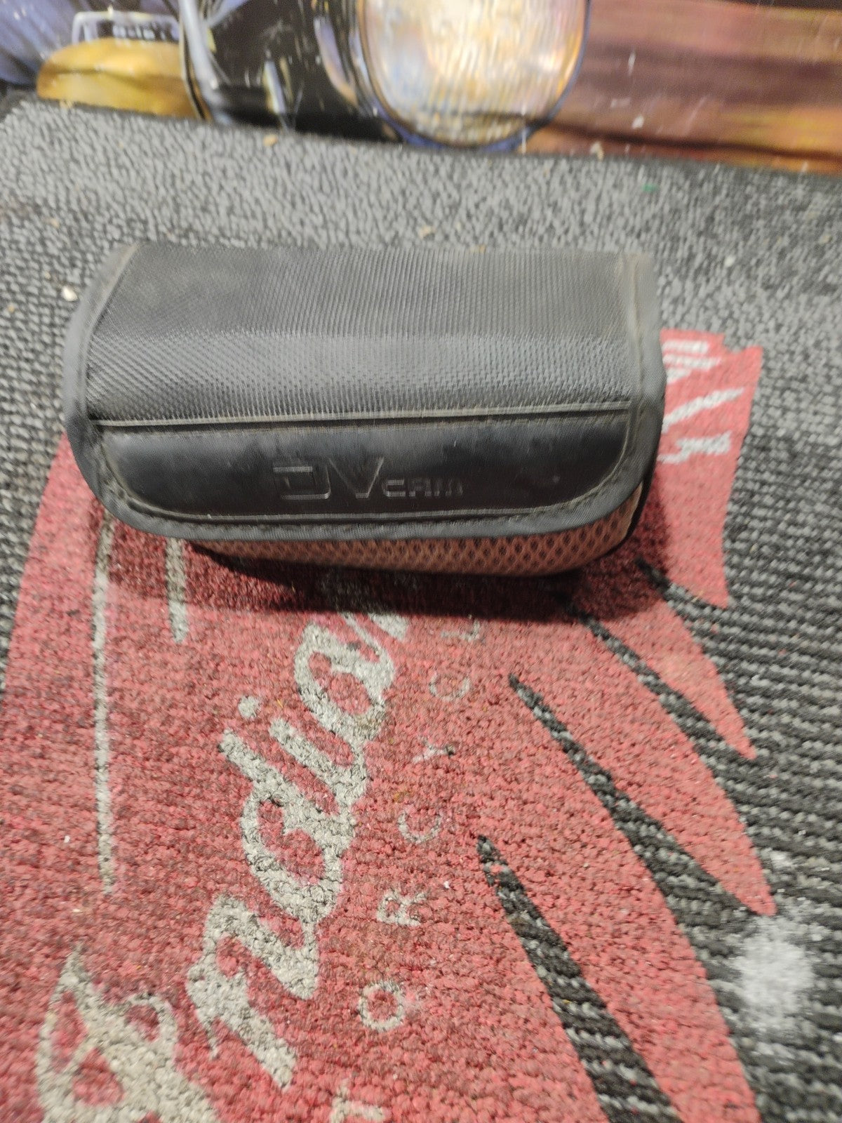 Digital Video Camera 2.7k HD 42.0 Mega Pixels 18x Digital Zoom