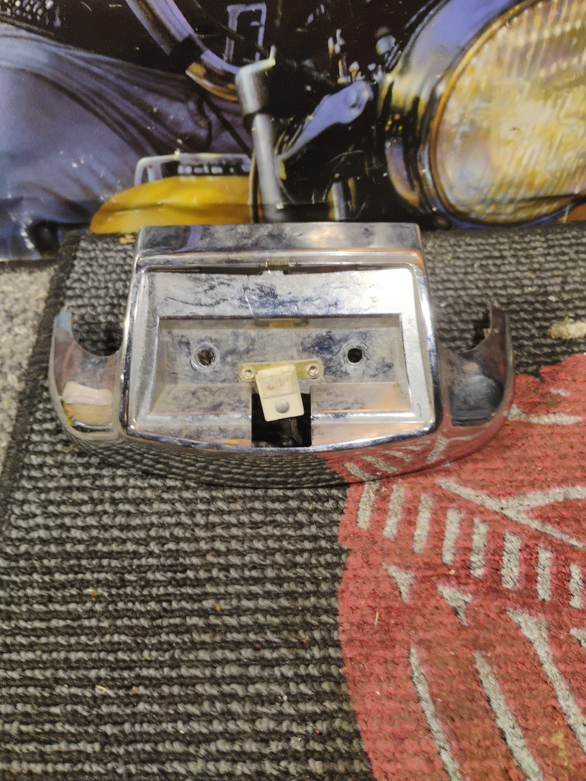 HARLEY-DAVIDSON FLH FLHT BRAKE TAIL LIGHT HOUSING BASE