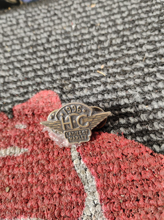 1995 LADIES OF HARLEY WOMEN'S VEST JACKET PIN~Harley Davidson HOG Owners Group