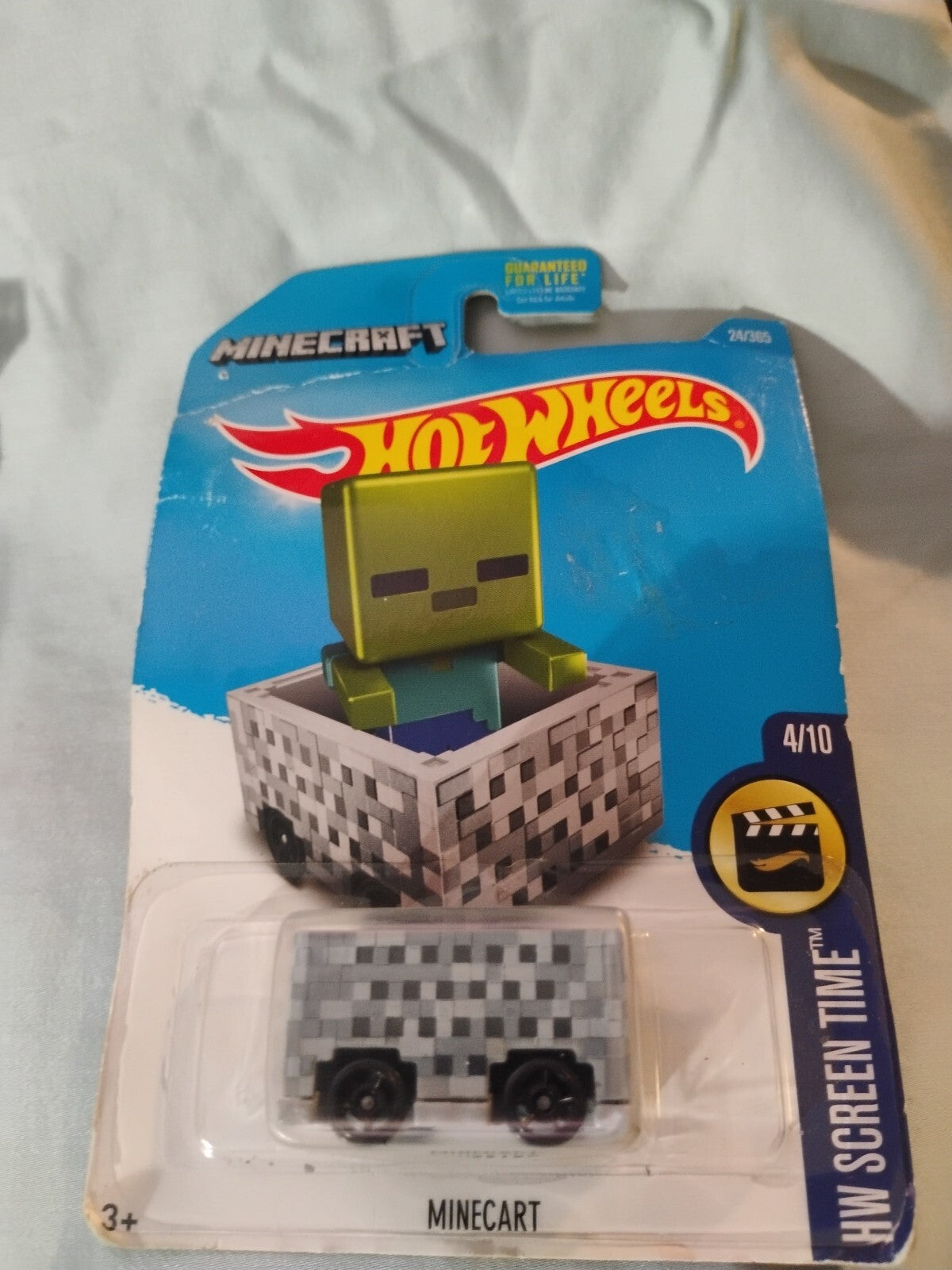 2017 Hot Wheels #24 MINECRAFT HW Screen Time 4/10 MINECART Gray w/Black OH5 Sp