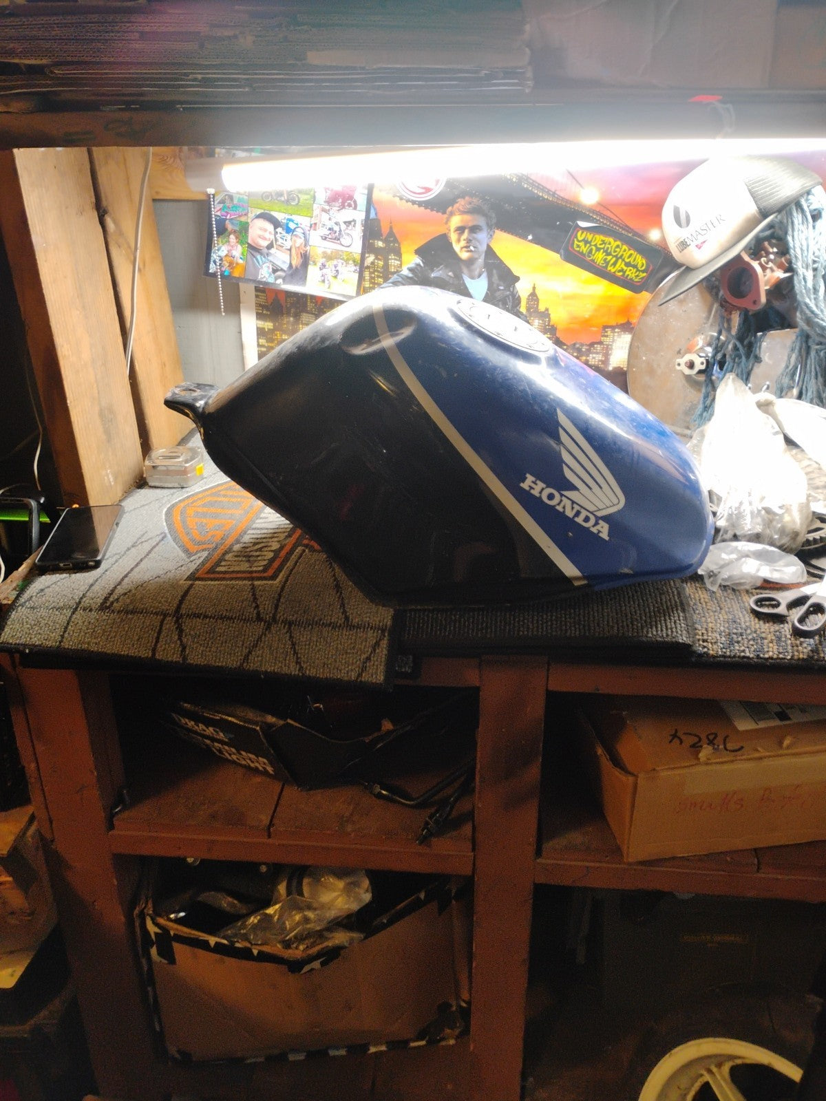 1991-1994 Honda CBR600 F2 gas tank fuel tank no dents