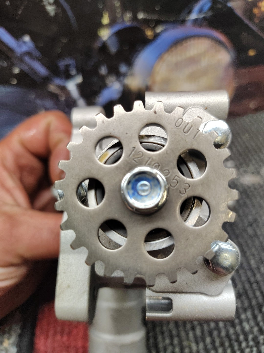 TRIUMPH TIGER 800 XC STREET TRIPLE 675 R OEM OIL & WATER PUMP T1210204 *