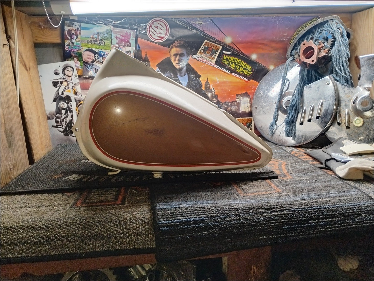 1985 Artic White Champagne Gold Sample Electra Glide Tank
