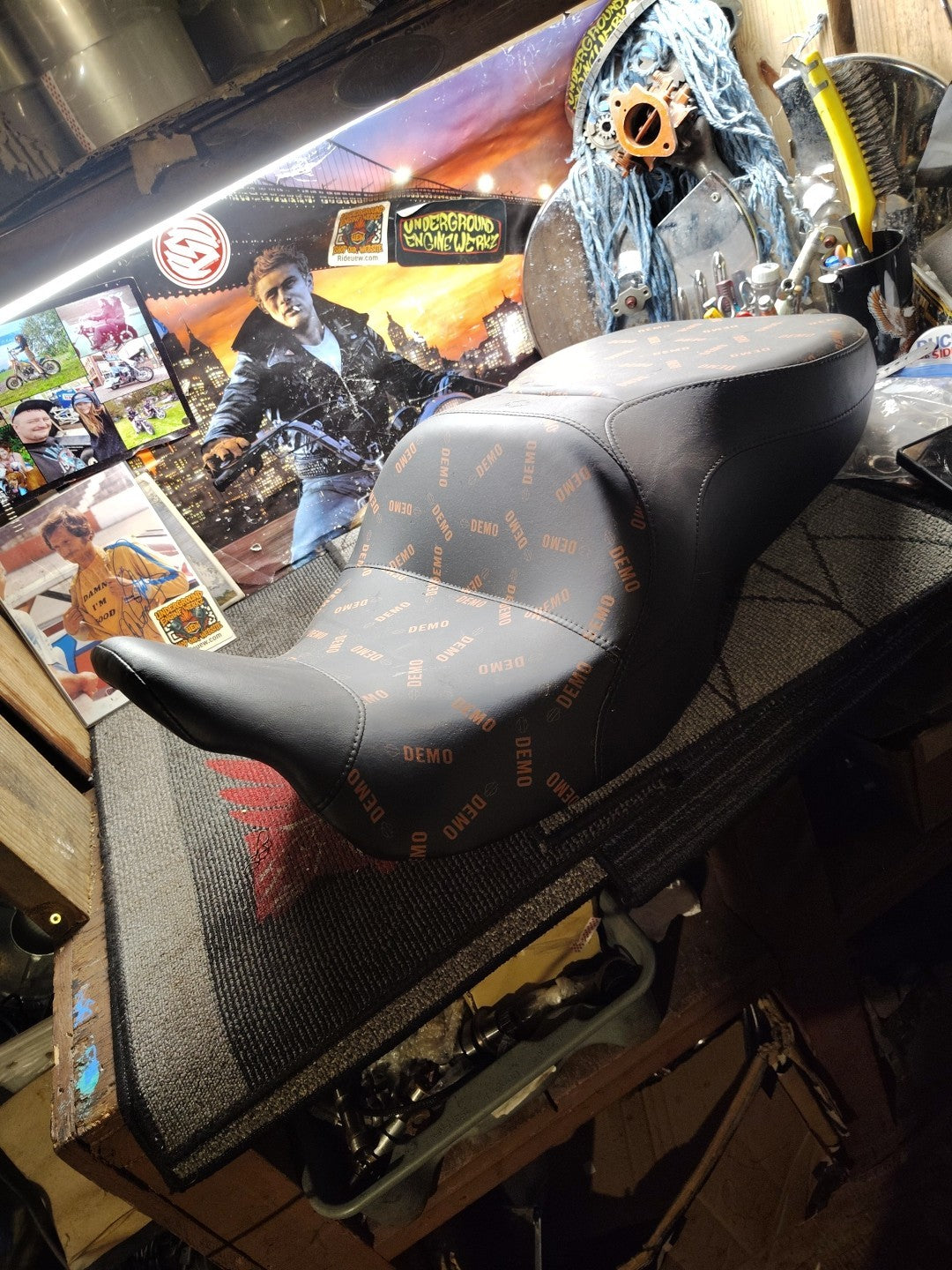 Harley-Davidson Reach Seat 09 And Later 543-8311 Touring Trike Cvo Demo Seat