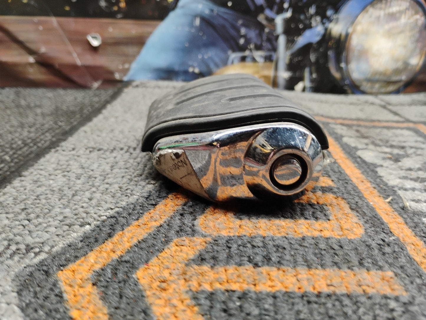 Chrome & Rubber Right Footpeg For Harley Davidson