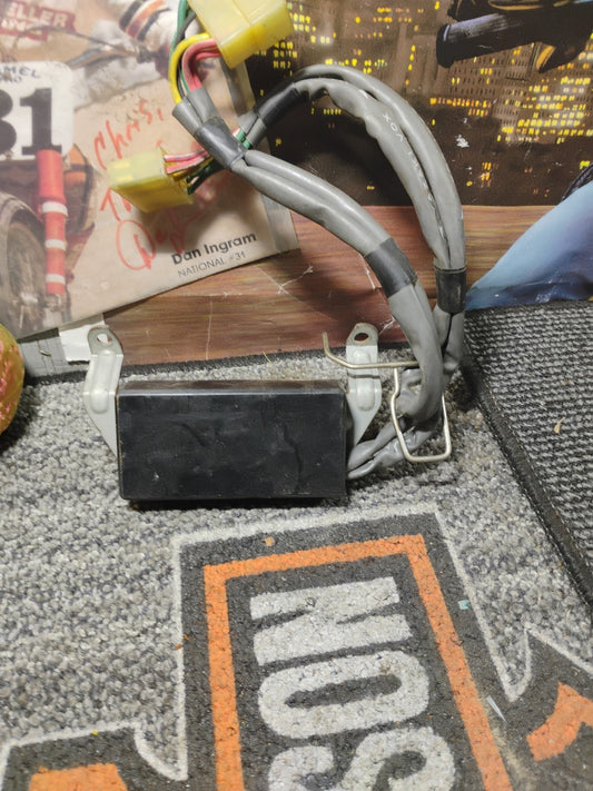 Honda Radio Noise Filter Kit GL1200 GL 1200 Gold Wing 31610-MG9-950 USED