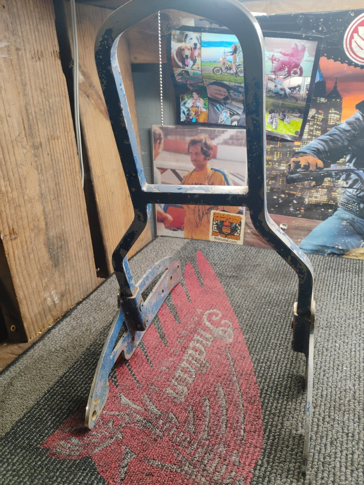 HARLEY DAVIDSON SISSY BAR & MOUNTING BRACKETS