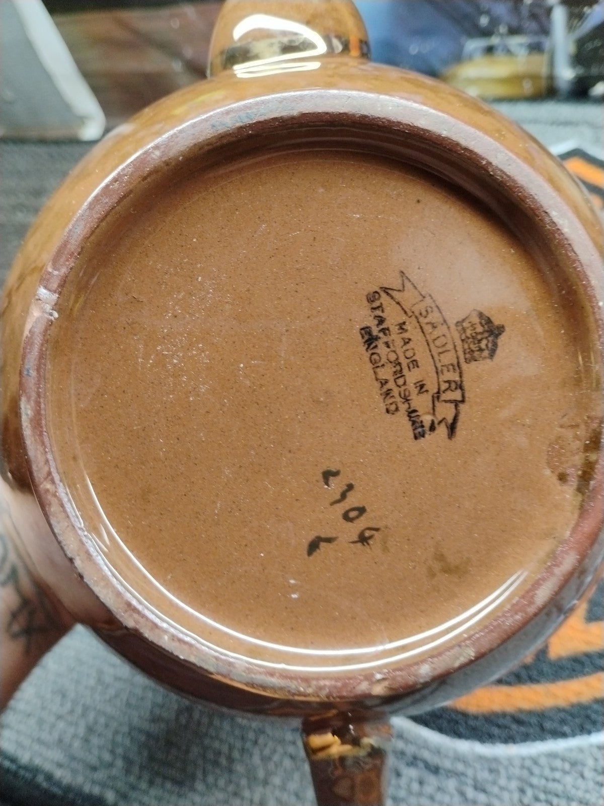 Vintage Sadler Gold & Brown Teapot made in Staffordshire England. No Chips 