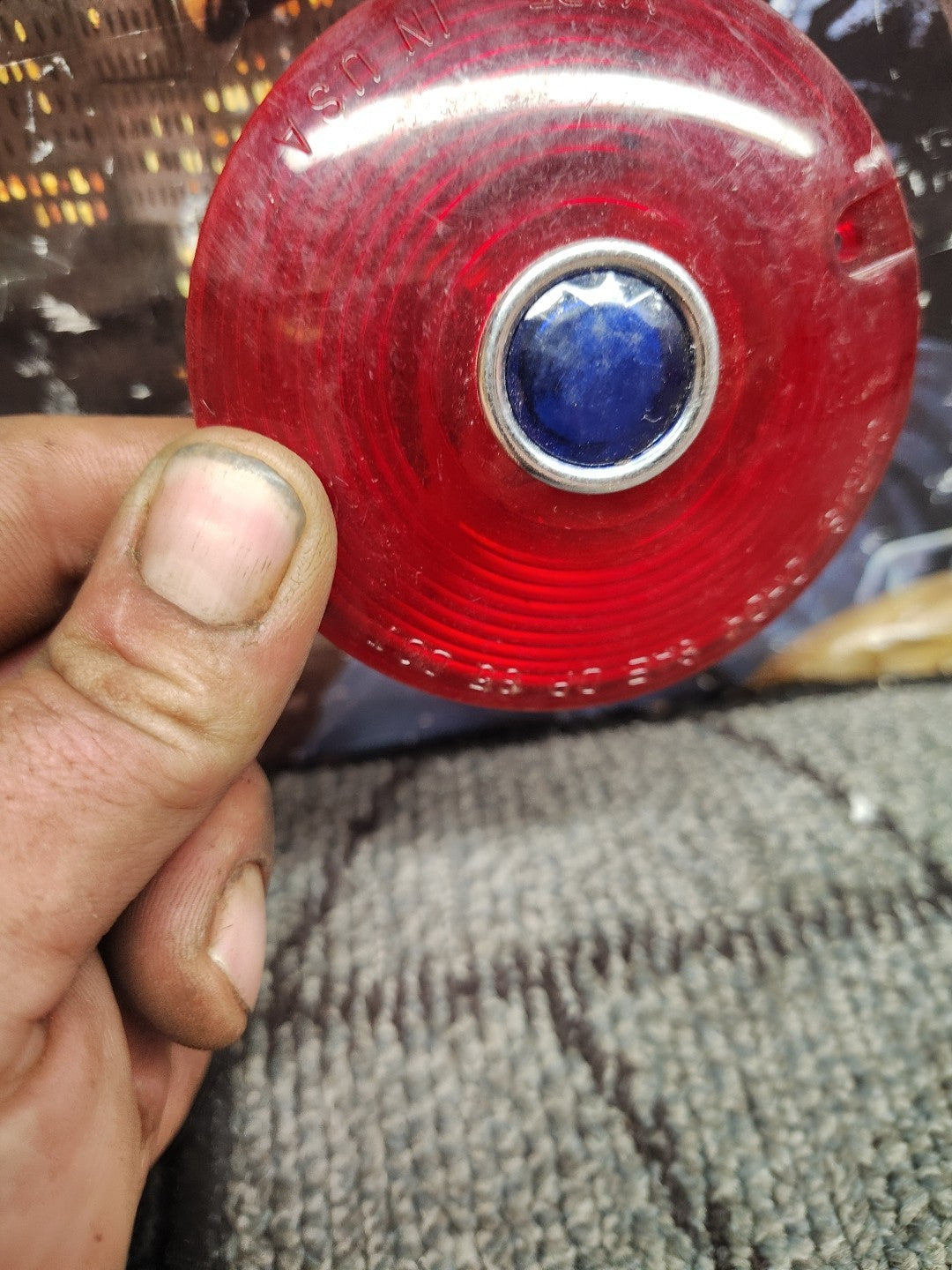 CHRIS PRODUCTS Turn Signal Lens - '63-'85 FL - Red with Blue Dot DHD3RB