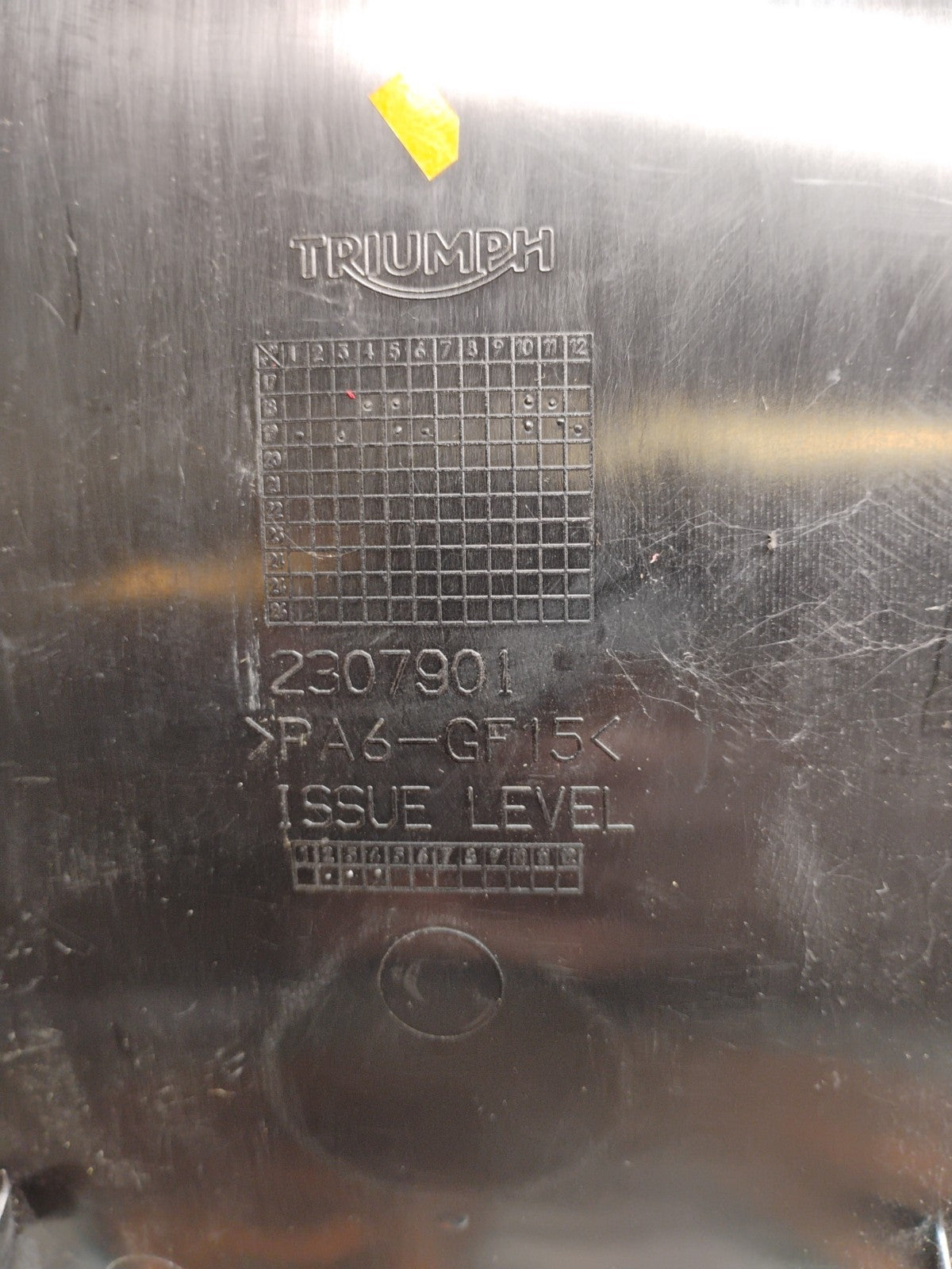 NEW GENUINE TRIUMPH T2307901 Undertray Moulding Rocket 3 2019-20