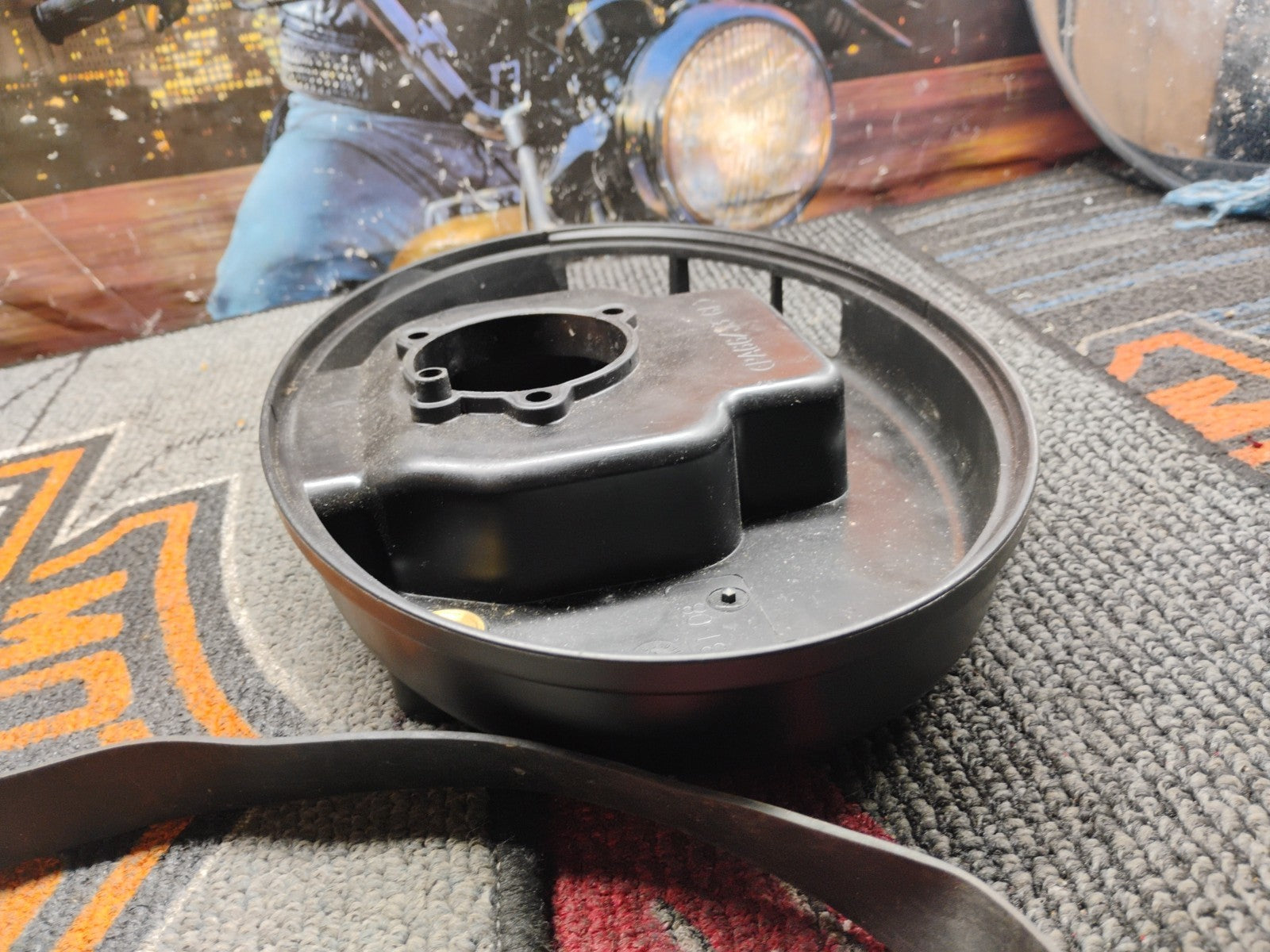 2007 Harley Davidson Road King Air Cleaner Backing plate 