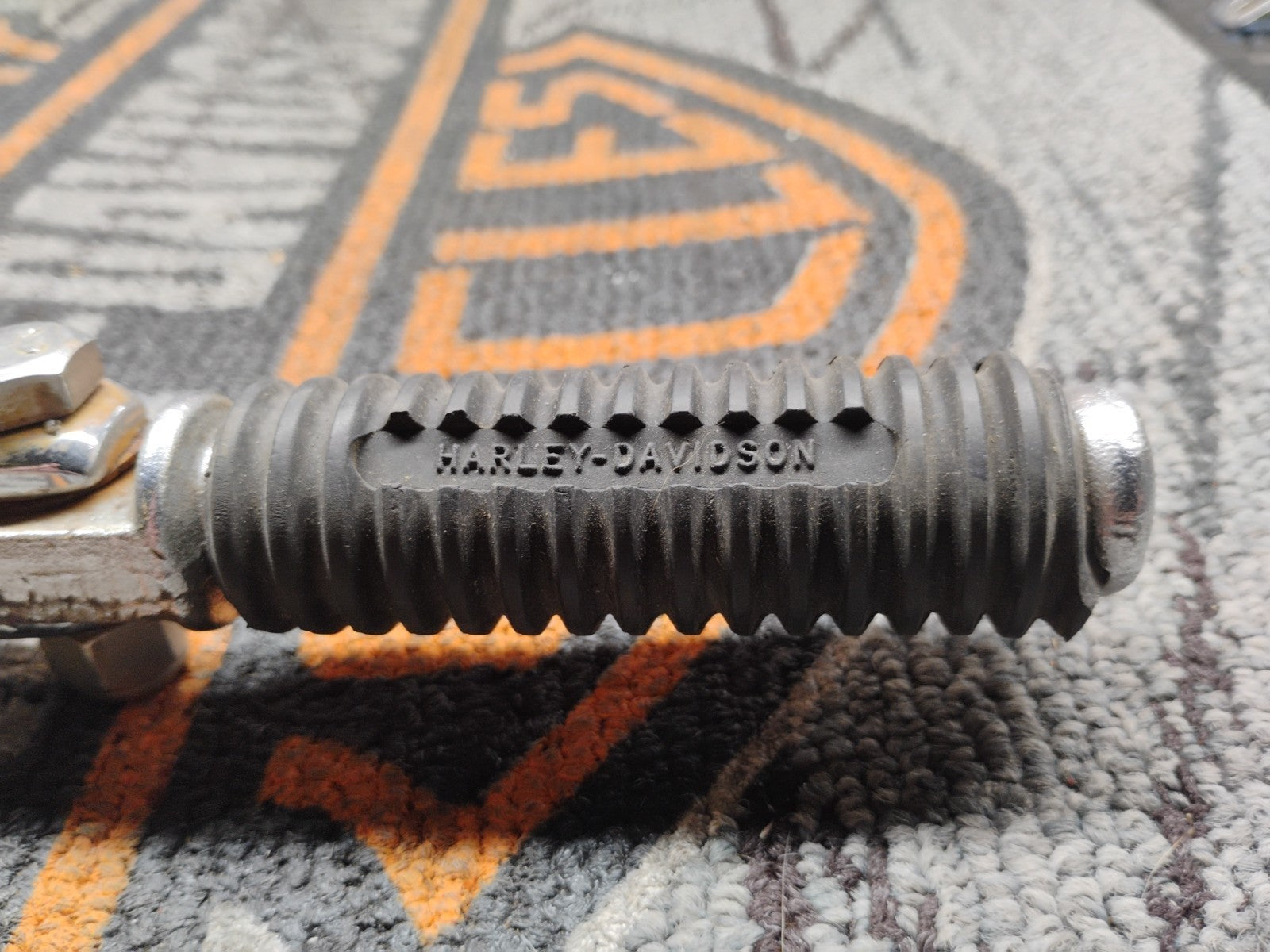 Harley Davidson OEM Right Foot peg #49140-80 fits FX / XL 1977 - up MADE IN USA 