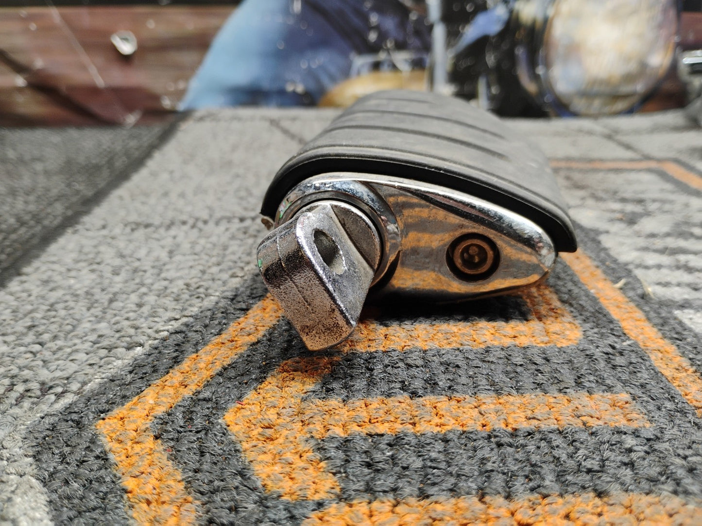 Chrome & Rubber Right Footpeg For Harley Davidson