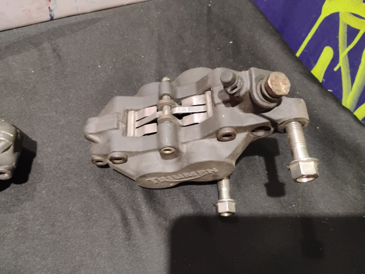 Triumph 1999 Sprint 955 Front Brake Calipers Left Right T2020398