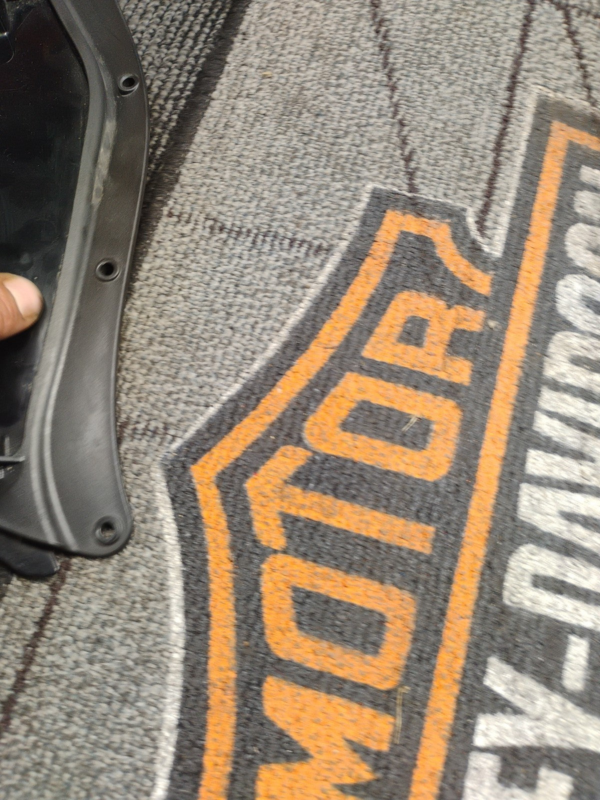 2005 05 Harley Davidson Electra Glide FLHT Aftermarket Windshield Trim Fairings