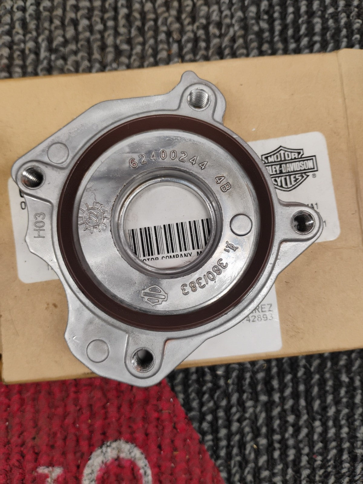 HARLEY DAVIDSON Oil Pump Assy Cover 62400244 
