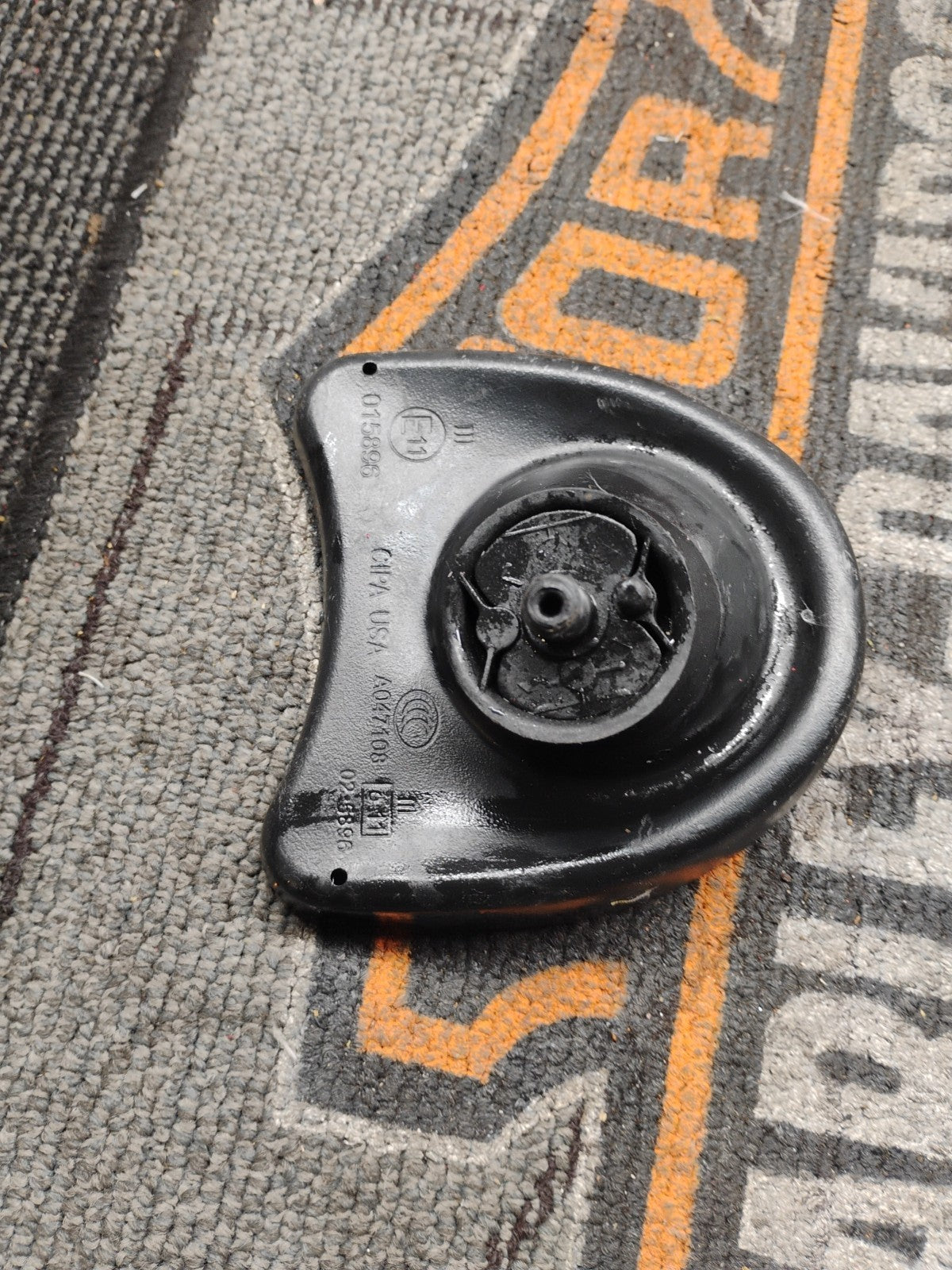 2016 HARLEY DAVIDSON STREET GLIDE SPECIAL FLHXS right side MIRROR Oem 015898