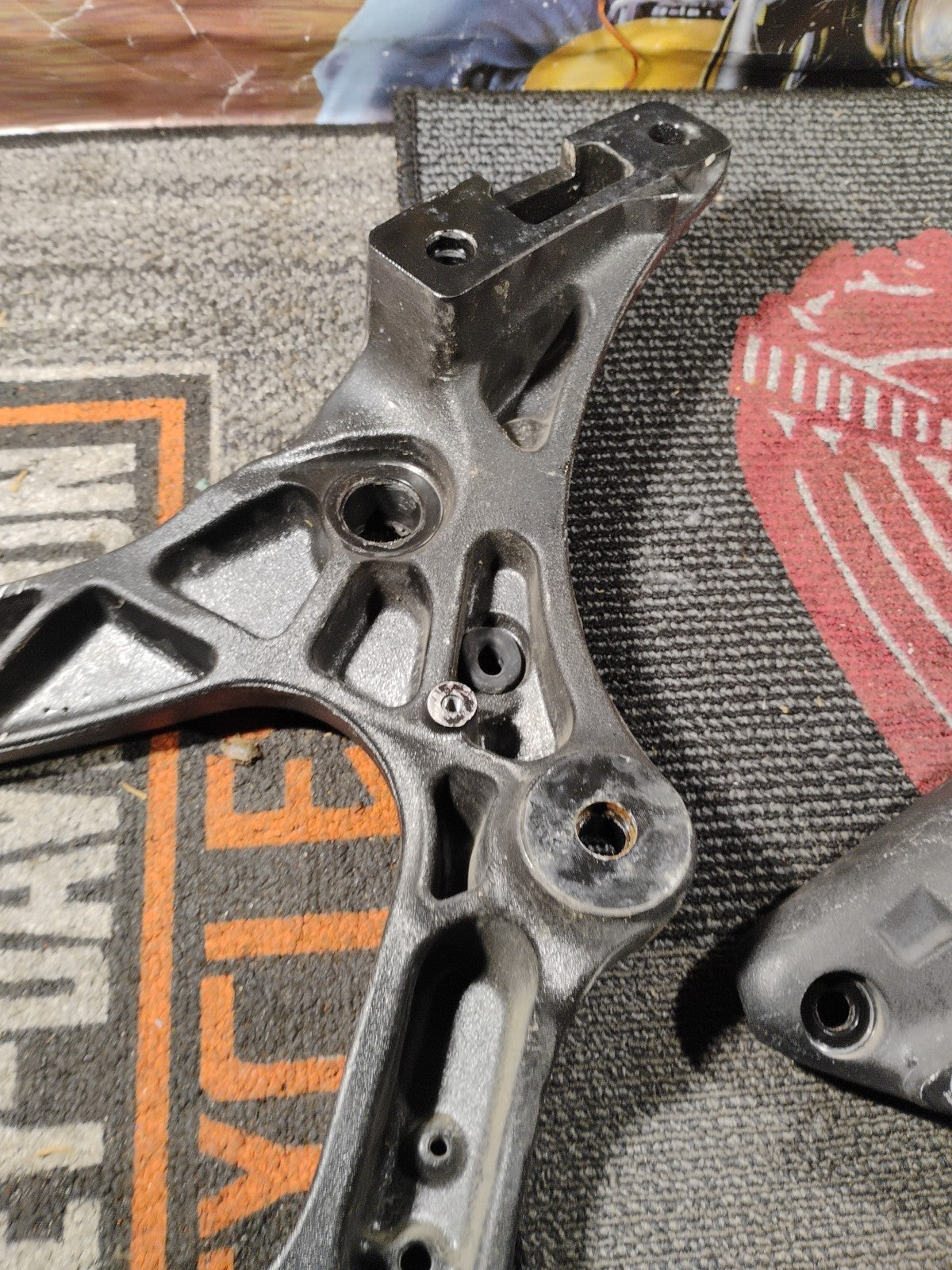 Indian Chief Chieftain & Roadmaster Left & Right Rear Subframe Support Brackets