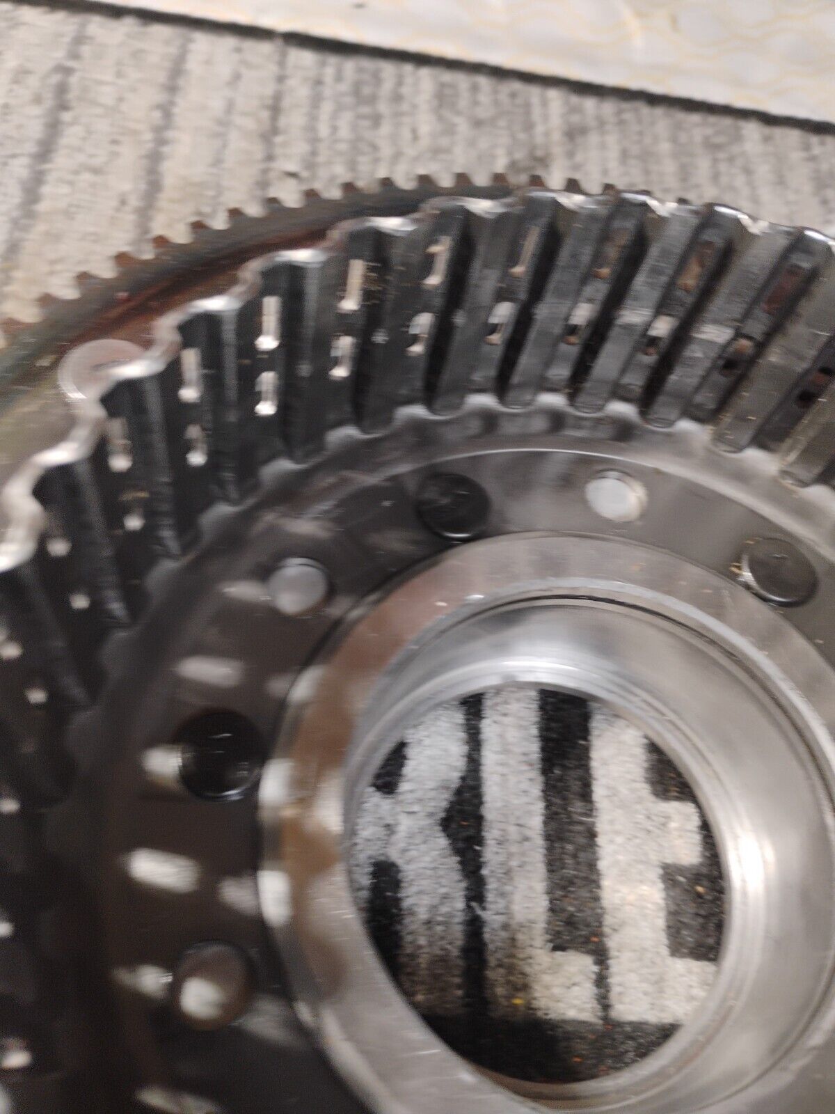 Harley Davidson 1994-1997 Big Twin Clutch Shell With Sprocket 5 Speed