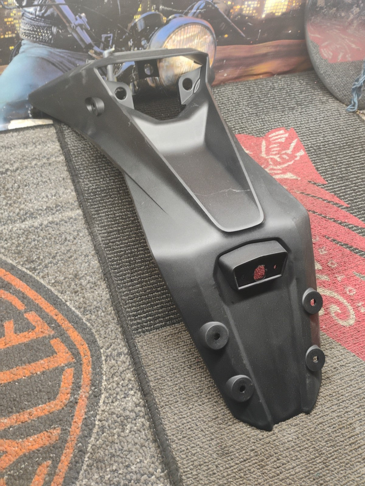 GENUINE OEM REAR LONG FENDER MUD SPLASH GUARD FOR YAMAHA XMAX X-MAX 300 17-2023