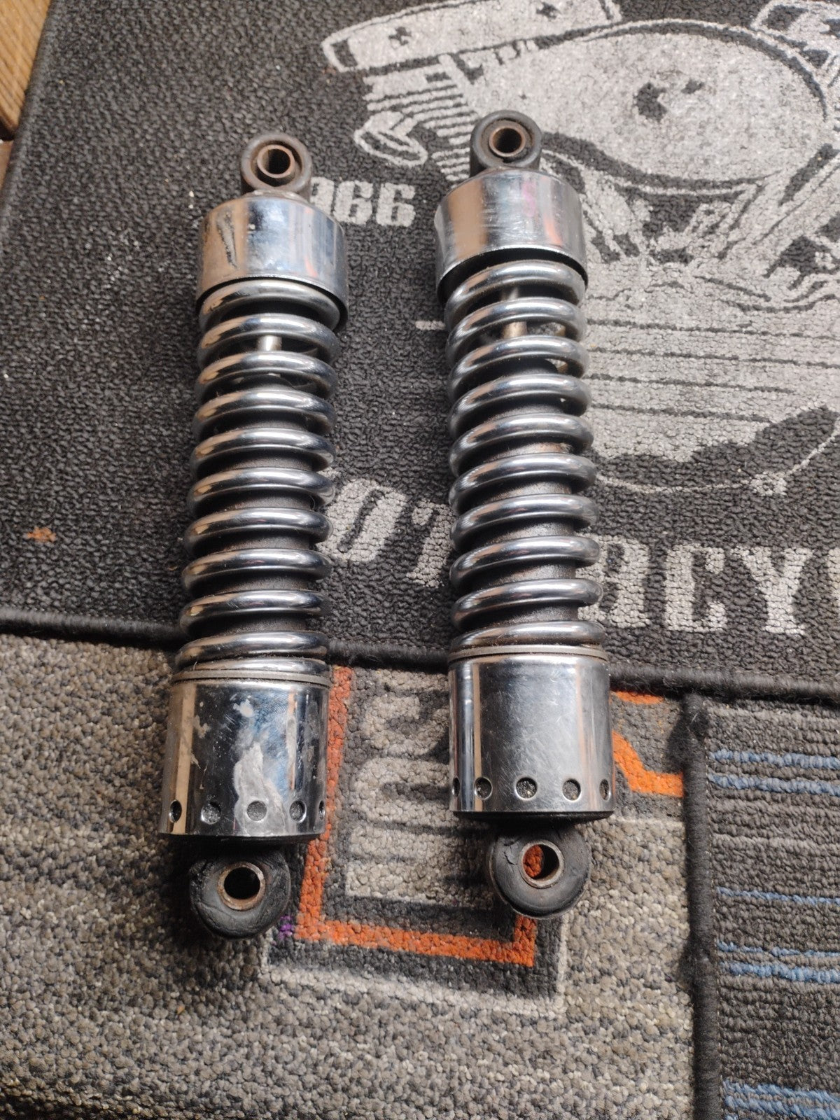 OEM Harley Davidson FXD Dyna Rear Shocks Wide Glide Low Rider Super Glide
