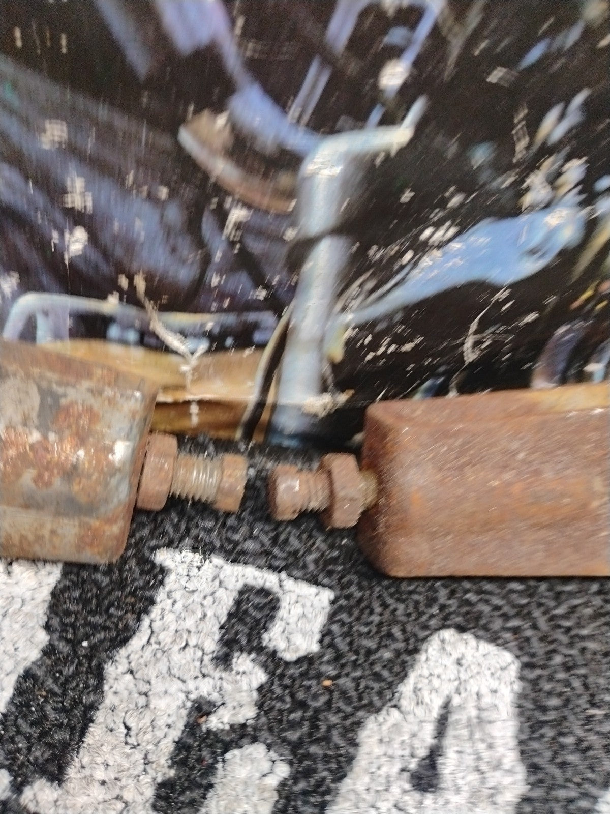 1982 KAWASAKI KE 125 OFF ROAD ENDURO WHEEL CHAIN AXLE ADJUSTERS K376~