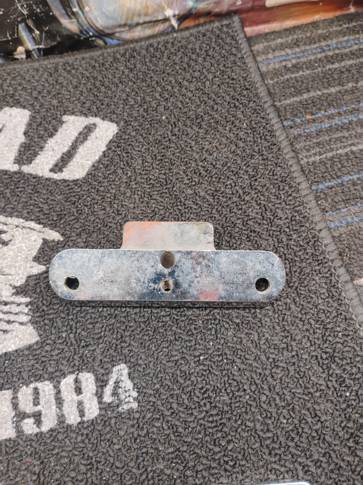 OEM Harley-Davidson License Plate Mount Bracket Chrome Steel