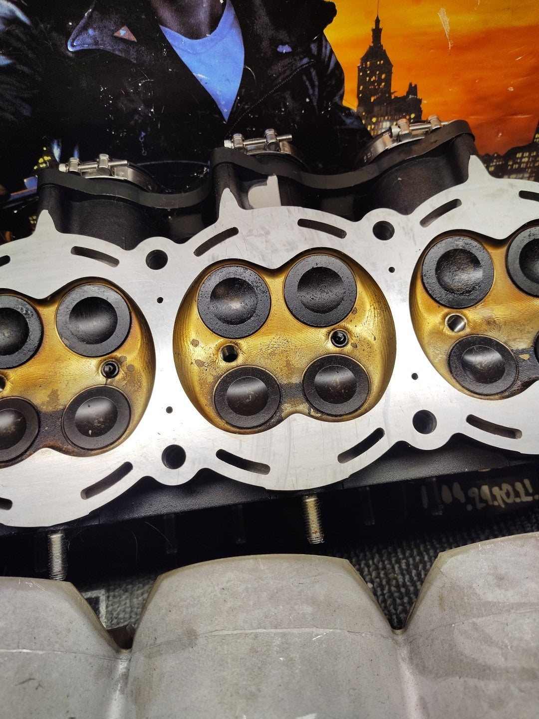 Triumph Speed Triple 1200 RS RR 2021 engine cylinder barrel piston pistons