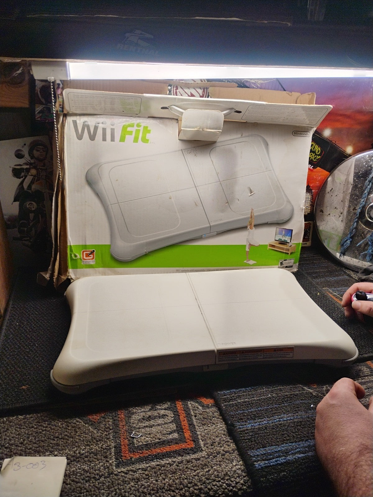 Ninetendo Wii Fit (Wii, 2008), Complete w/ Balance Board, Game...~ New, Torn Box