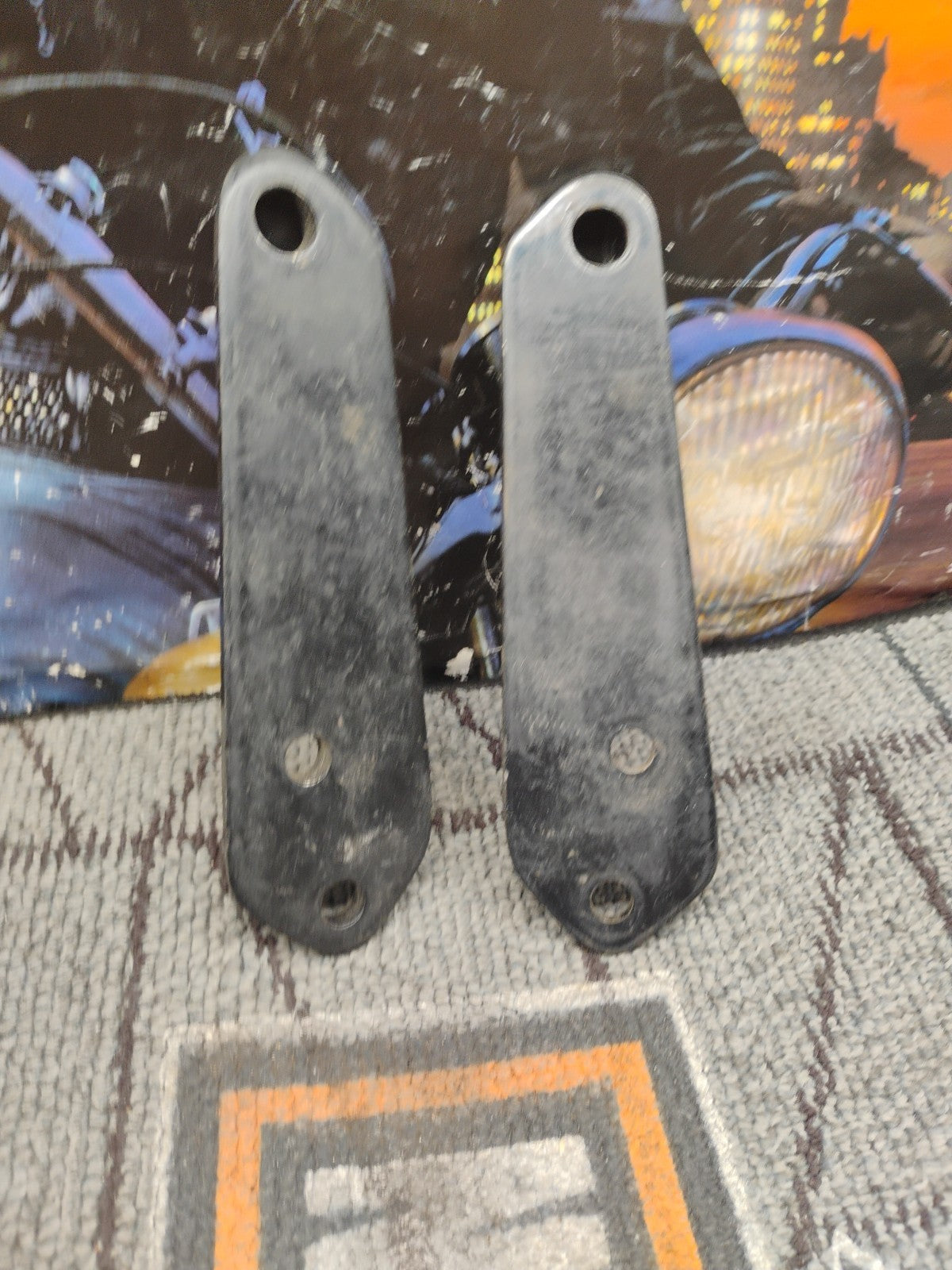 Harley-Davidson FXD Dyna Forward Foot Rest Plates   (OEM Black)