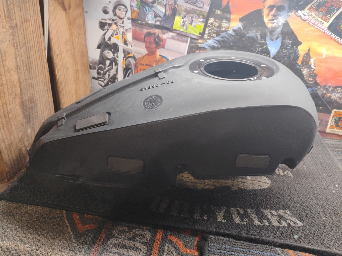 OEM Harley-Davidson Sportster XR1200 XR1200X Inner Fuel Gas Tank 61392-08  Price