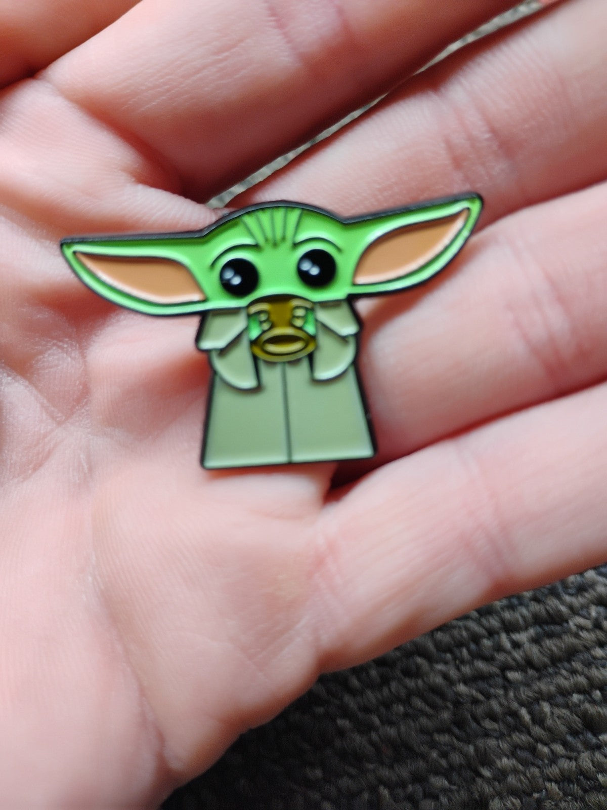 Disney Trading Pins Star Wars The Mandalorian The Child with Soup