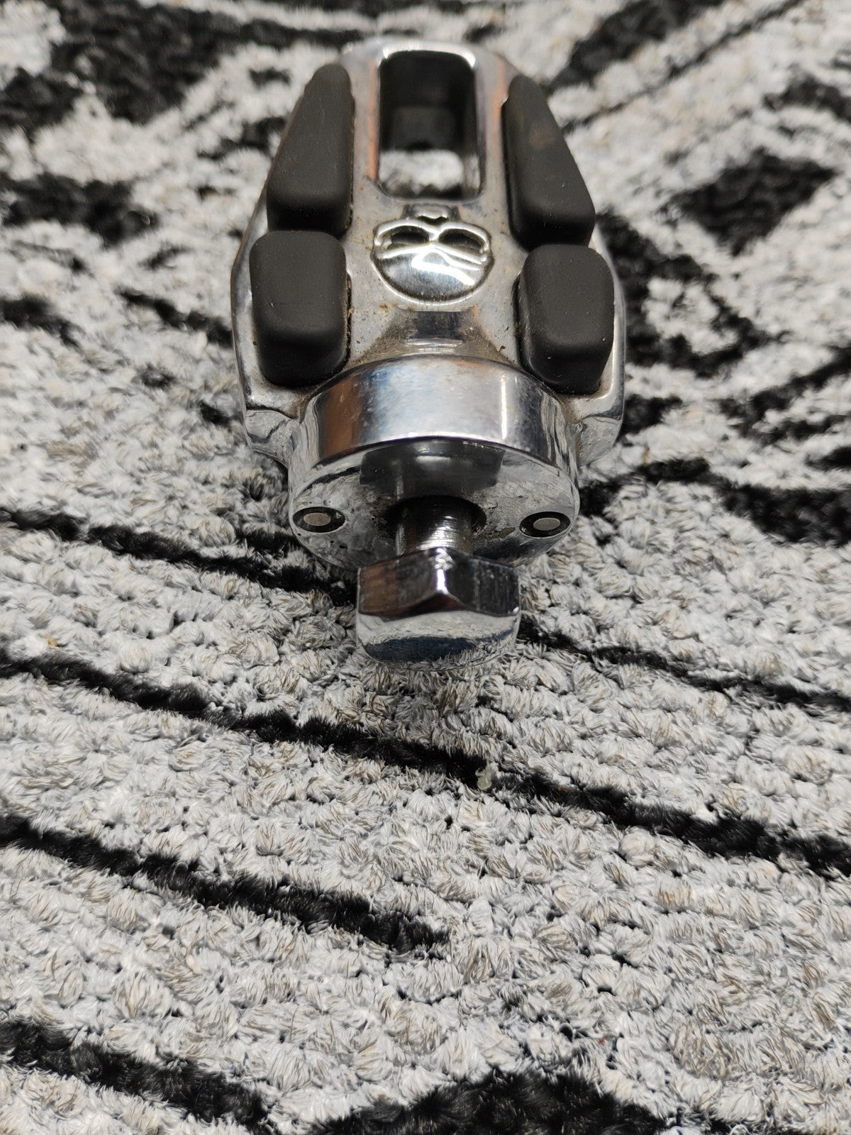 Kuryakyn Zombie Shift Peg Chrome