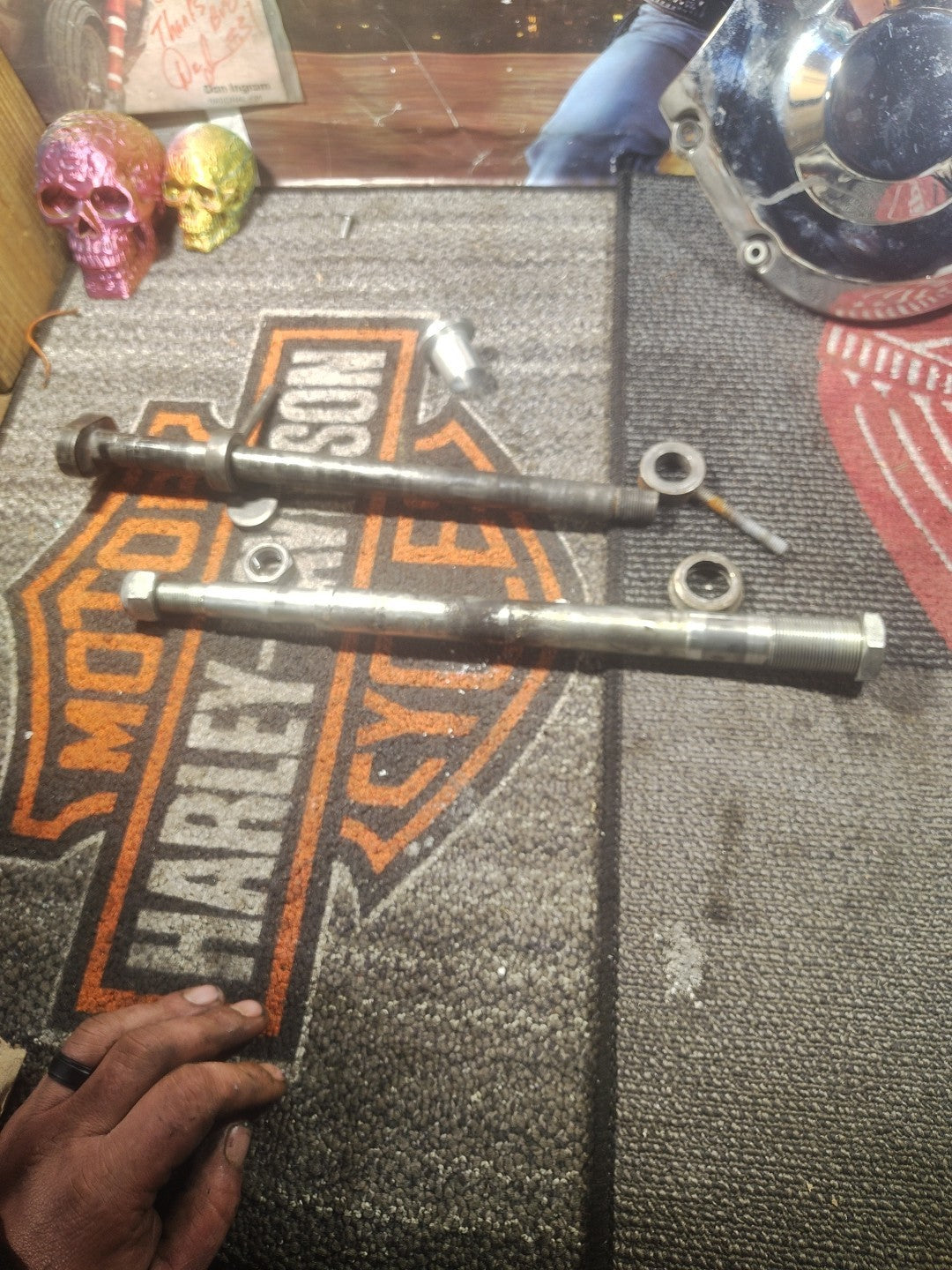 2014 14-18 Indian Chieftain Rear Axle Pivot Shaft Spindle Spacer Adjuster Bolt