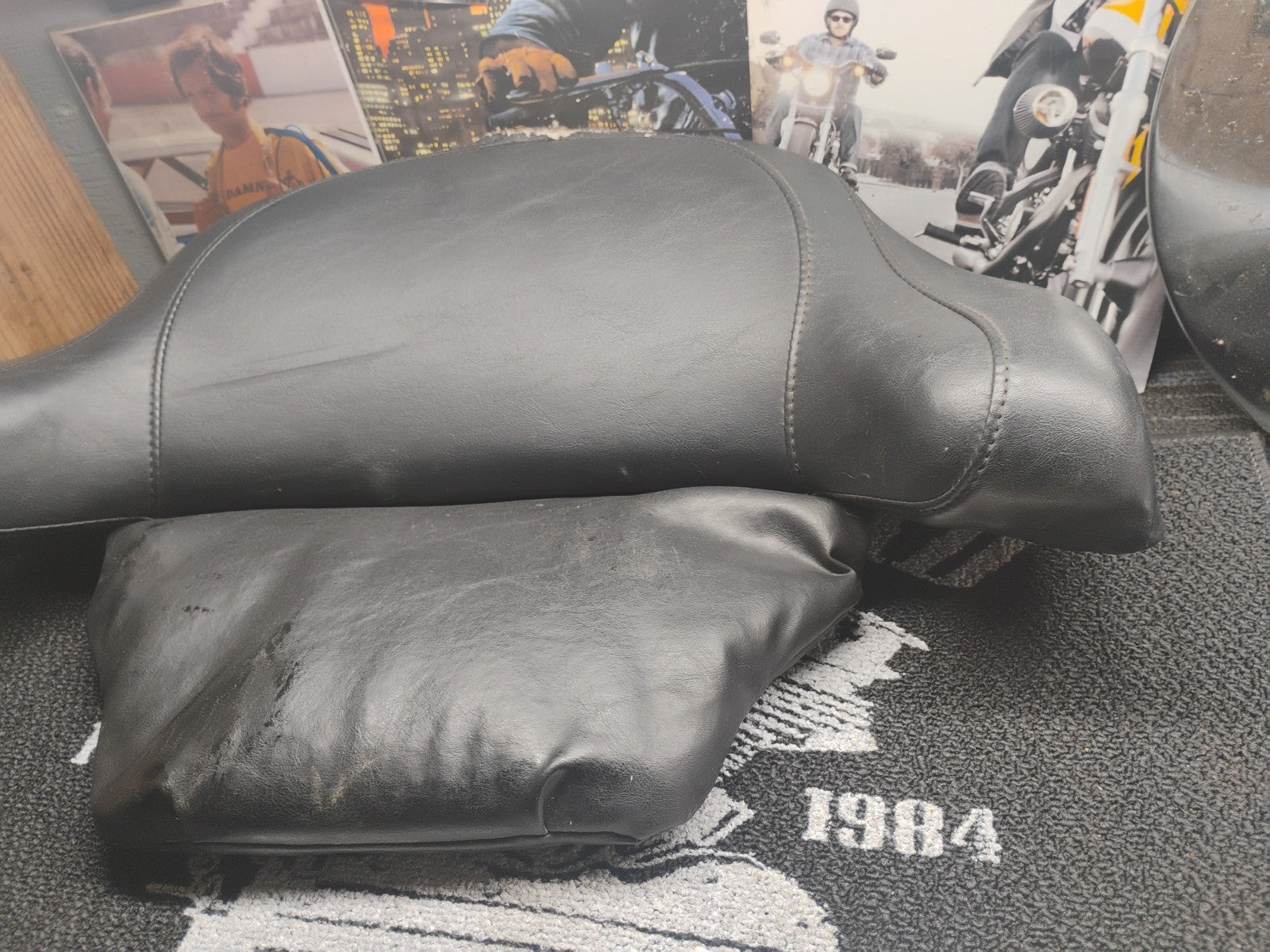 2006 Harley Davidson Electra Glide Ultra ClassicTOURPAK PASSENGER BACKREST OEM