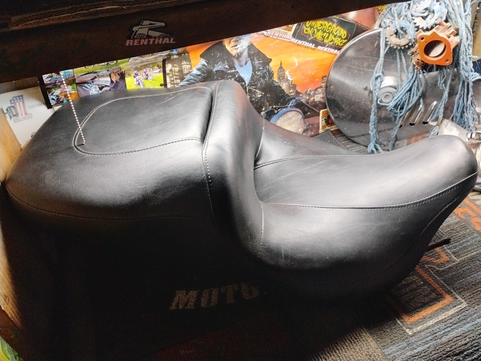 OEM Harley-Davidson Touring Seat 2008–2023 Street Glide Road King FLHX FLHR RDW-