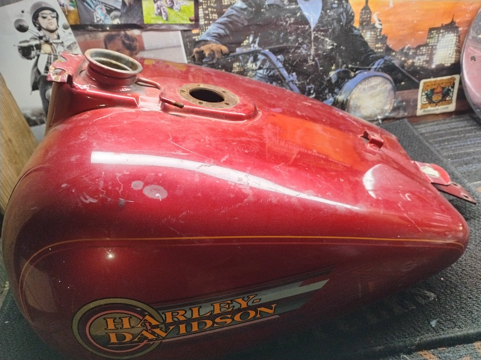 1994-1998 Harley-Davidson FLHTC Electra Glide Ultra Classic Fuel Tank Red OEM