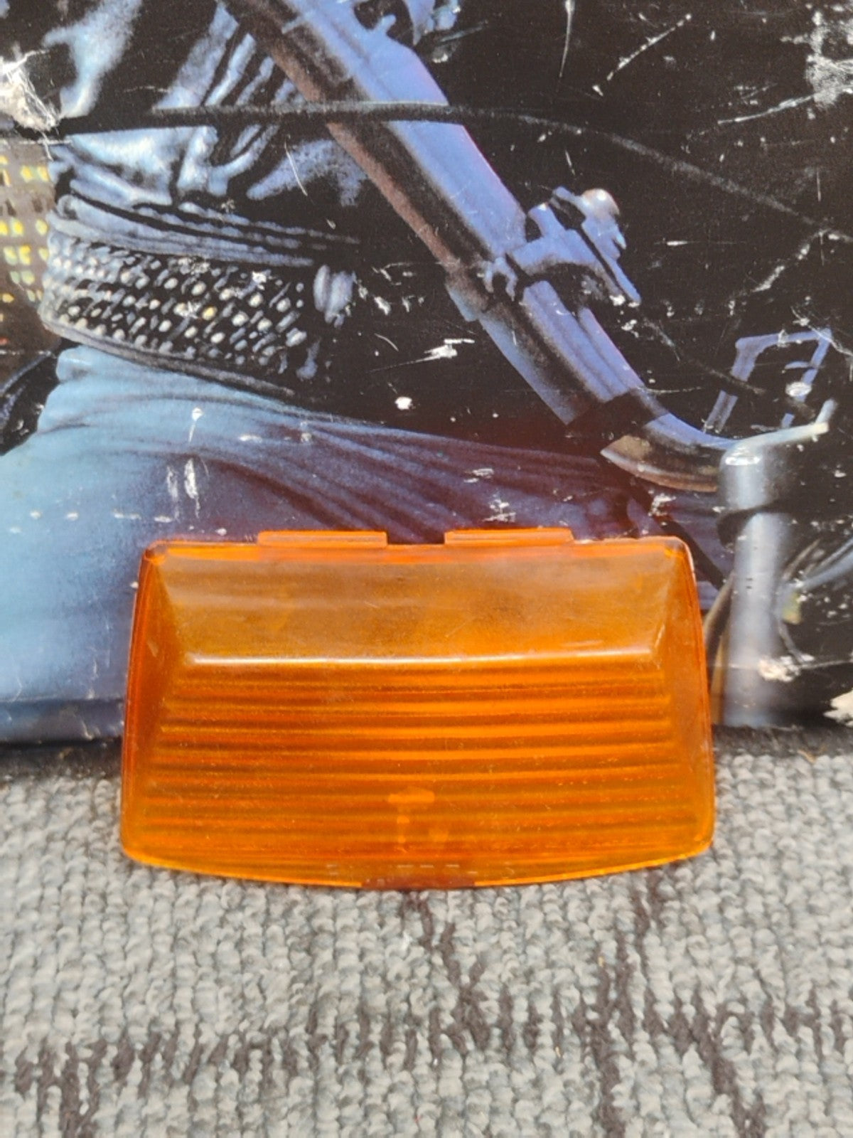 HARLEY DAVIDSON OEM TOURING  SOFTAIL 2013-OLDER  FRONT FENDER TRIM LIGHT LENS 