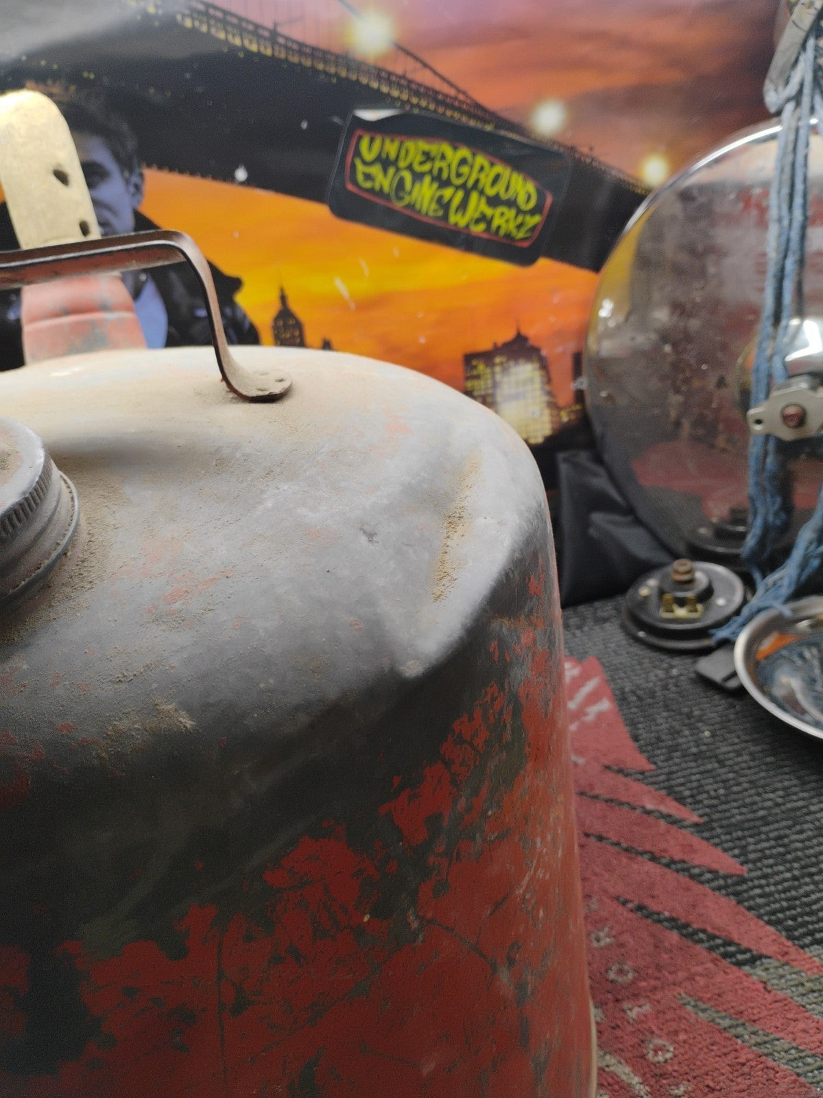 VINTAGE EAGLE THE GASSER 5 GALLON GAS CAN NO SPOUT